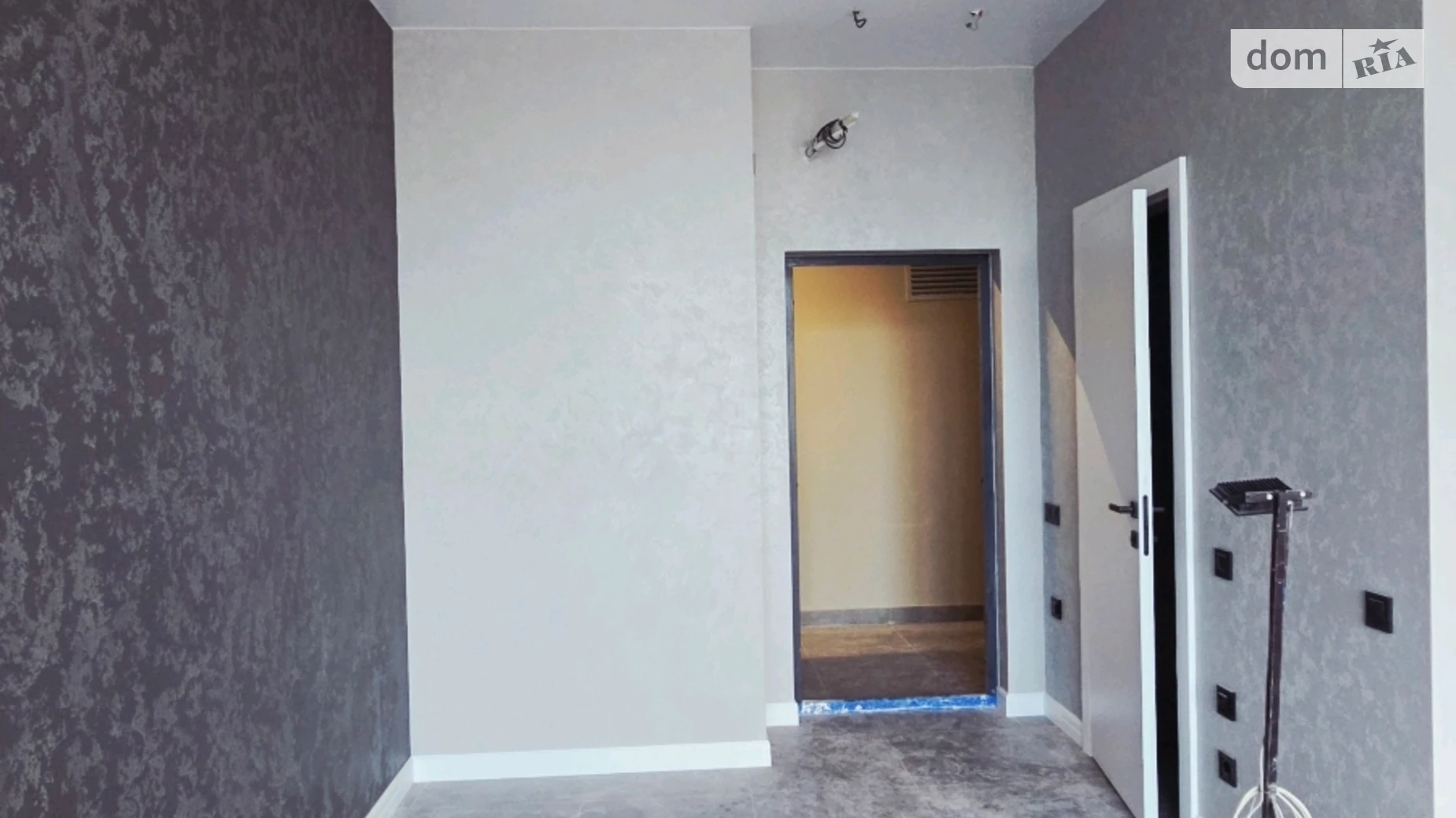Продается 1-комнатная квартира 31 кв. м в Одессе, ул. Приморская, 47Е/1 - фото 2