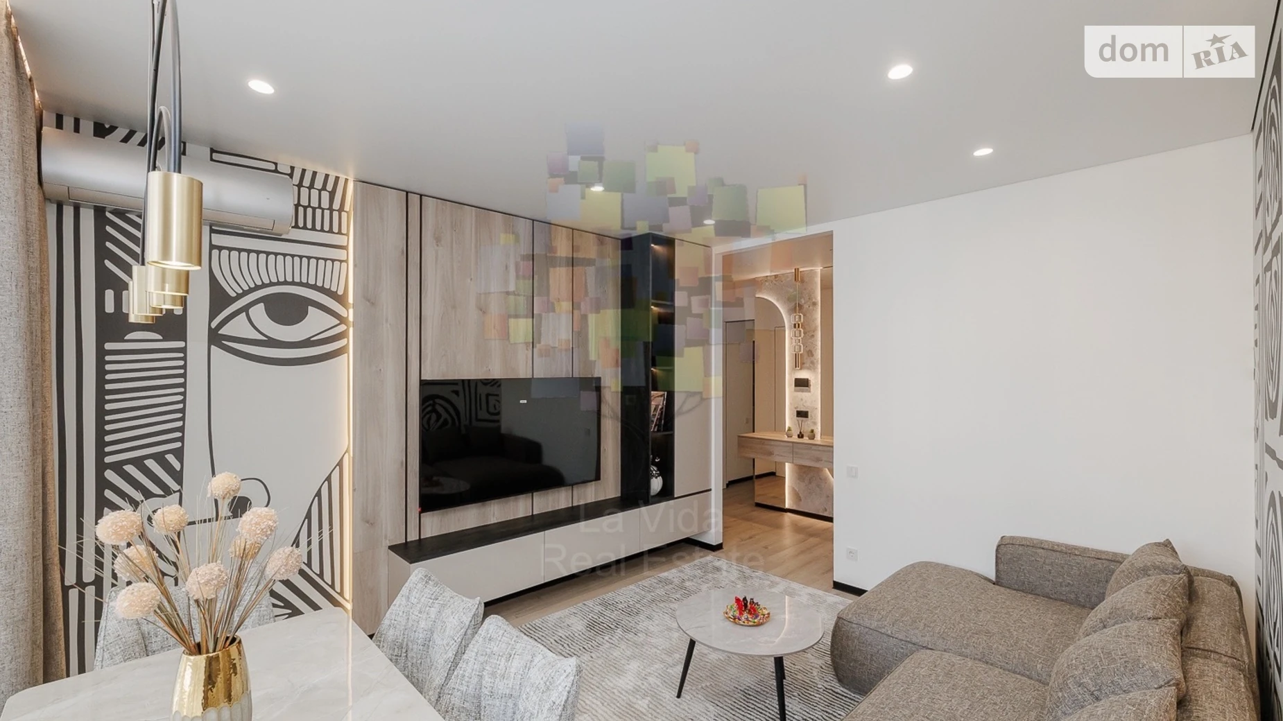 Продается 1-комнатная квартира 69.4 кв. м в Киеве, ул. Салютная, 2 корпус 26 - фото 4