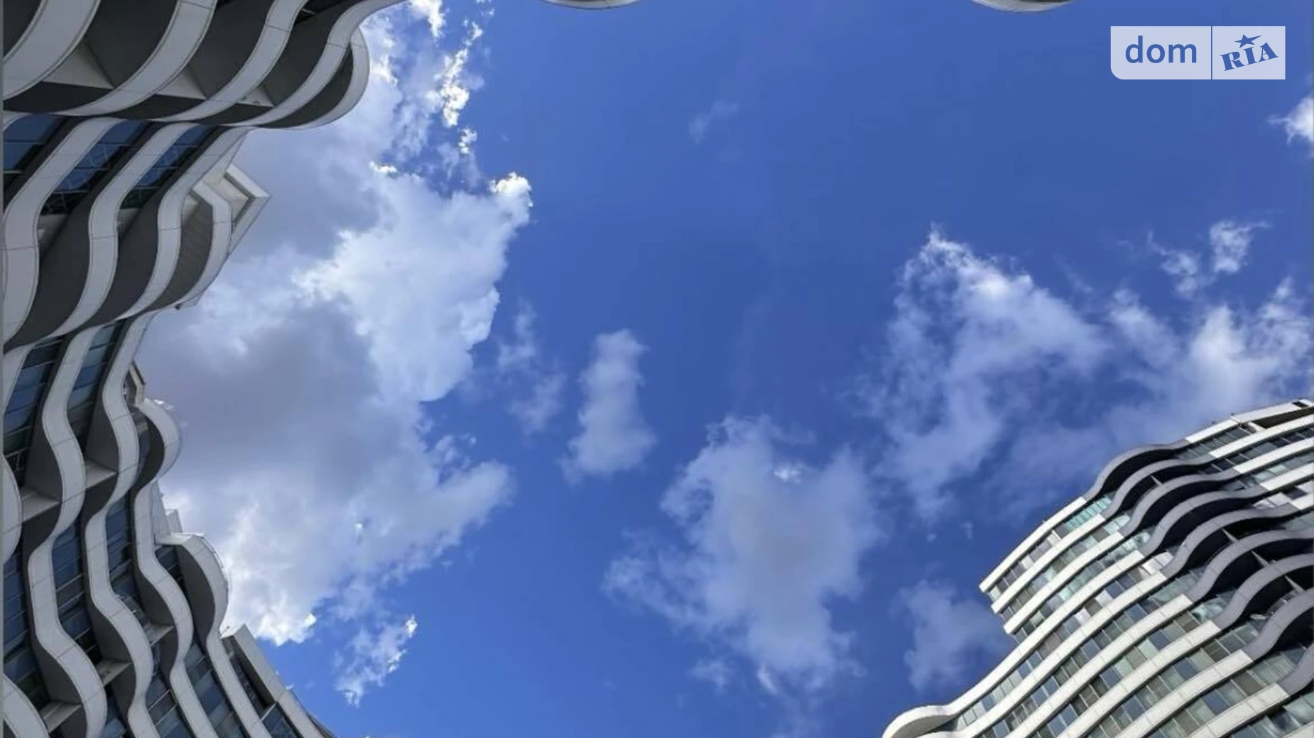 Продается 4-комнатная квартира 220 кв. м в Одессе, ул. Литературная, 1А - фото 3