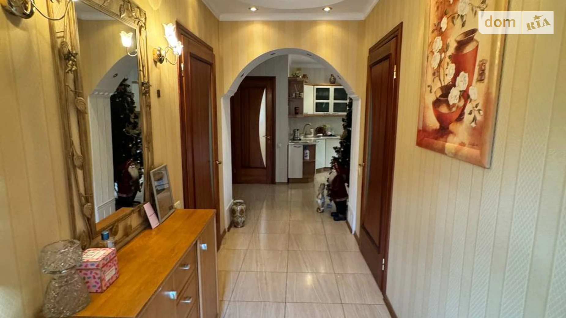 Продается дом на 2 этажа 158 кв. м с подвалом, цена: 210000 $ - фото 5