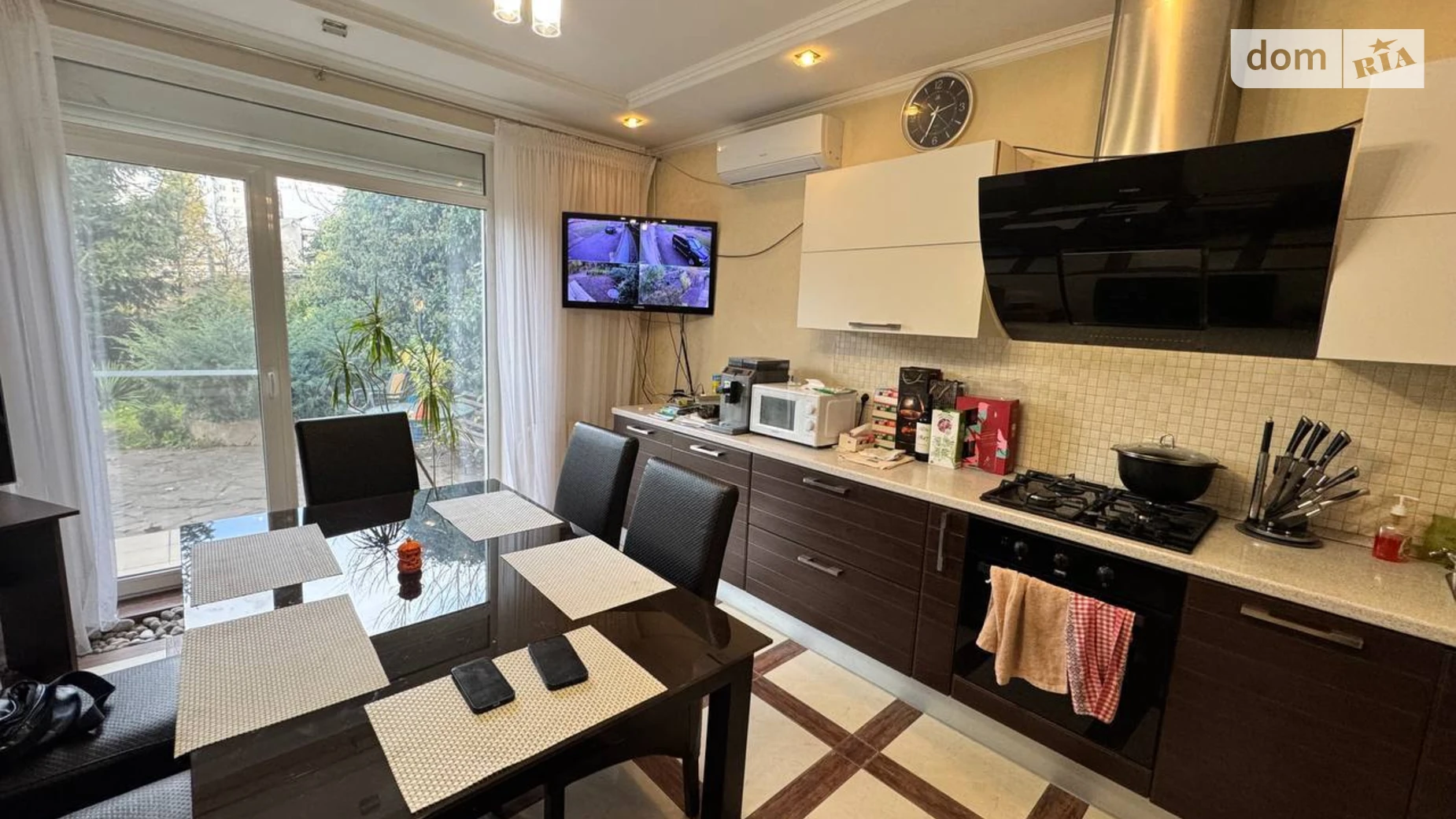 Продается дом на 2 этажа 158 кв. м с подвалом, цена: 210000 $ - фото 2