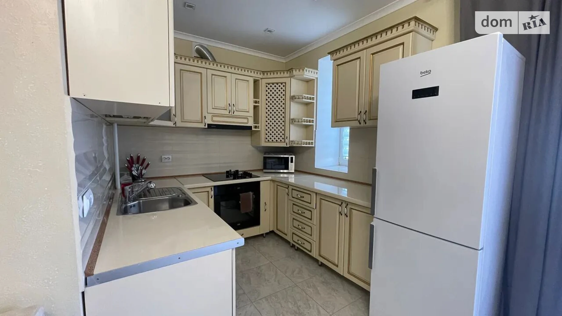 Сдается в аренду 2-комнатная квартира 65 кв. м в, цена: 600 $ - фото 3