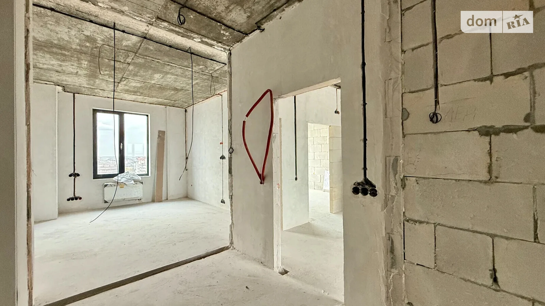 Продается 2-комнатная квартира 100 кв. м в Ивано-Франковске, ул. Гетьмана Ивана Мазепы, 138 - фото 4