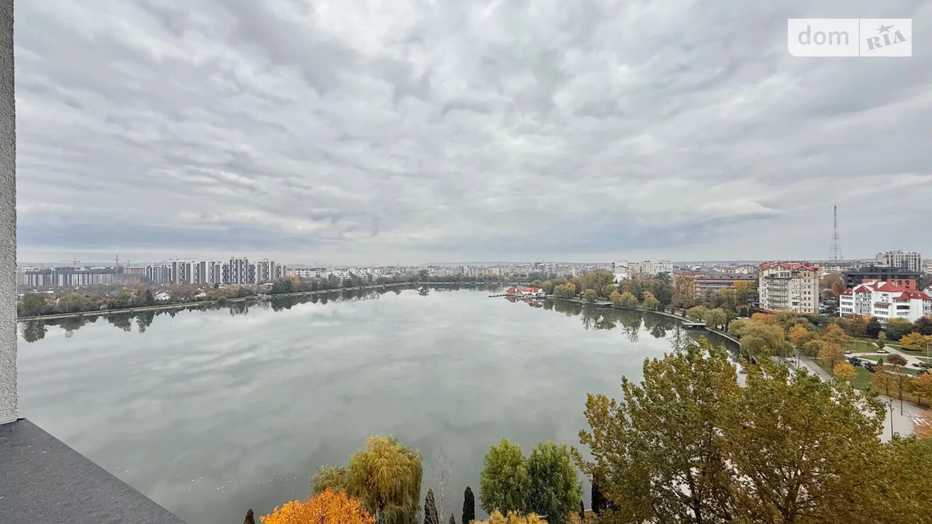 Продается 2-комнатная квартира 100 кв. м в Ивано-Франковске, ул. Гетьмана Ивана Мазепы, 138 - фото 2