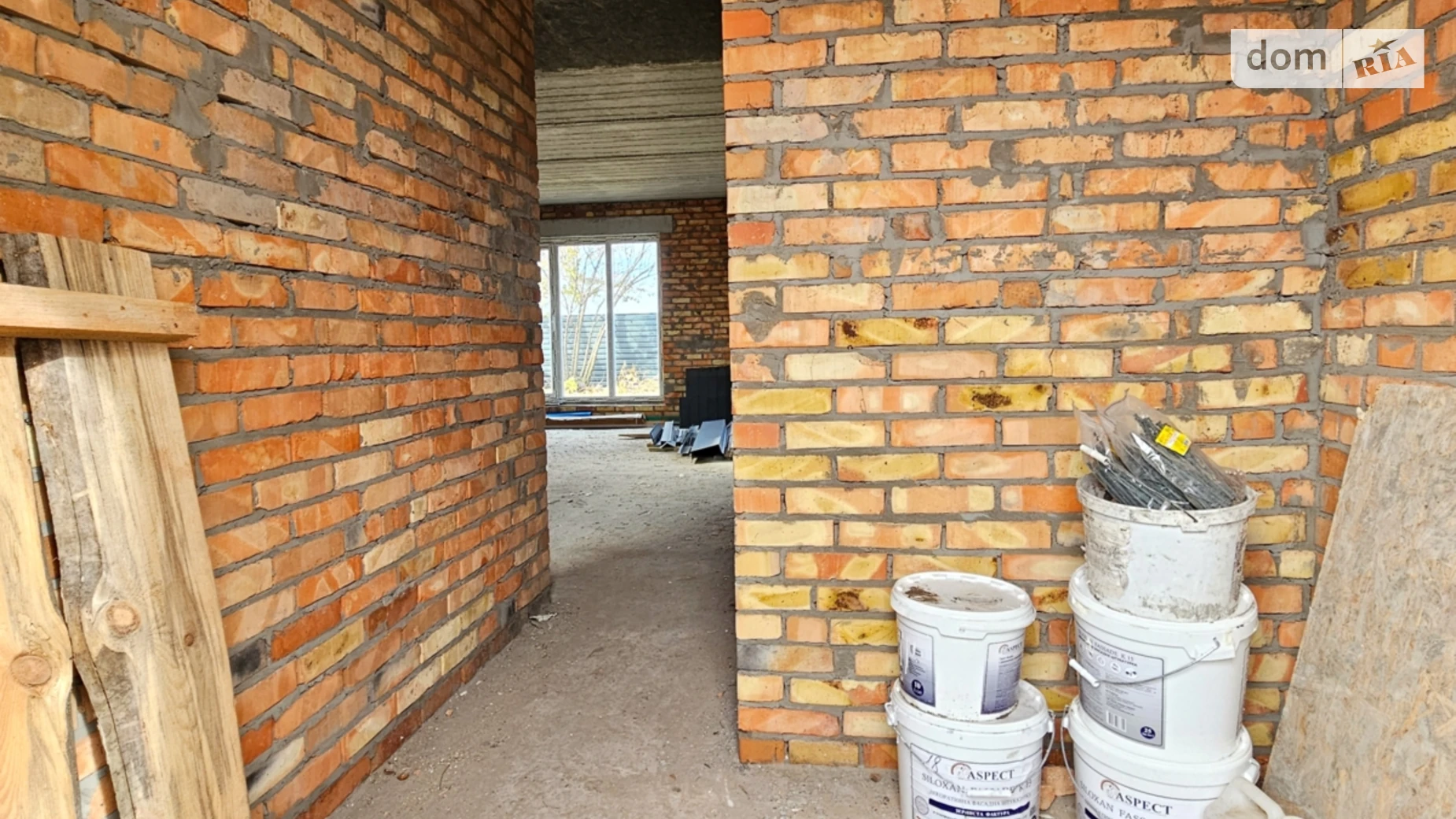 Продается дом на 2 этажа 120 кв. м с гаражом, цена: 75000 $ - фото 2