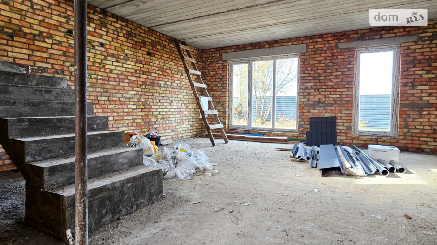 Продается дом на 2 этажа 120 кв. м с гаражом, цена: 75000 $ - фото 3