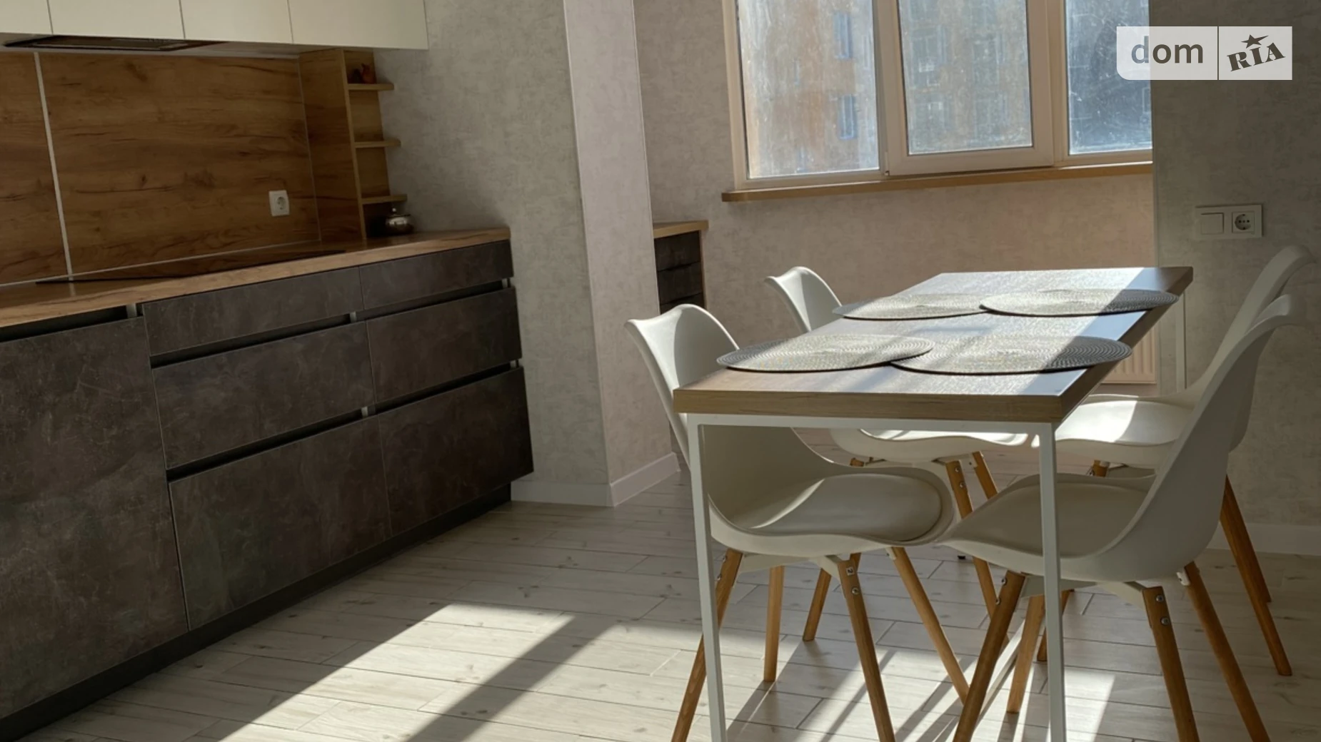 Продается 2-комнатная квартира 69.9 кв. м в Черкассах, ул. Смелянская, 122/3 - фото 2