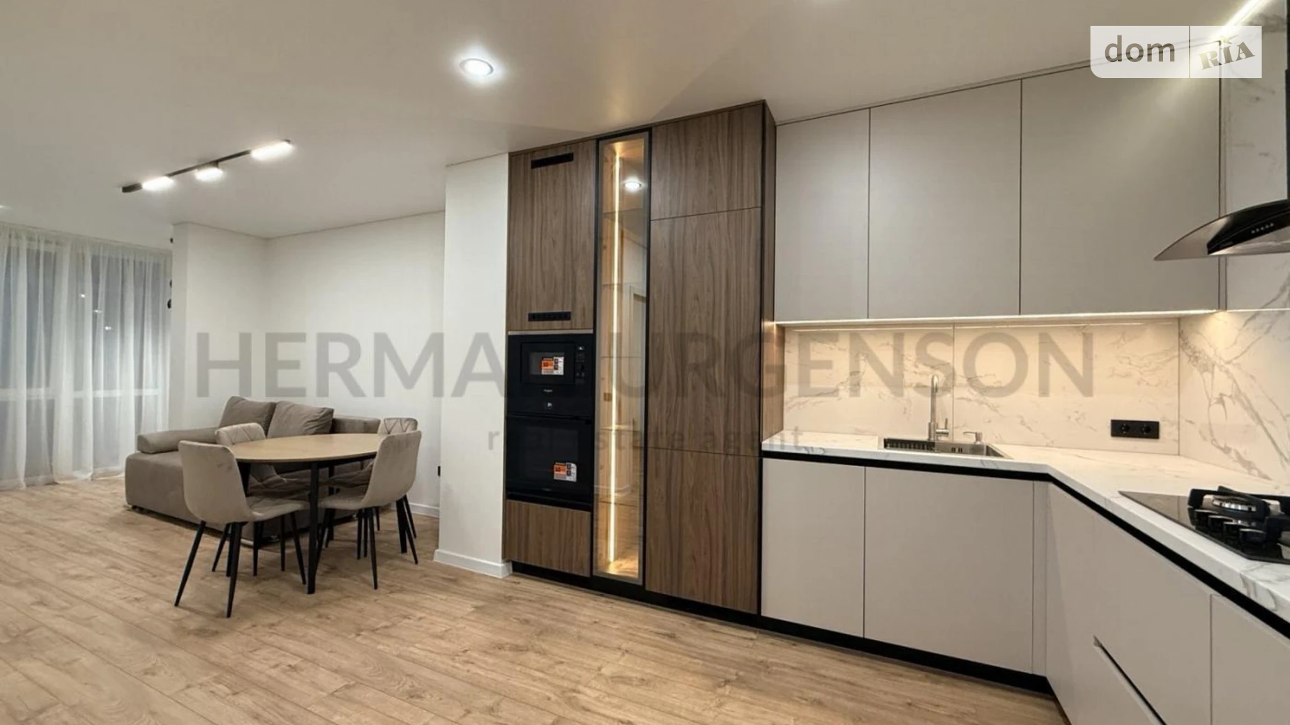 Продается 1-комнатная квартира 47 кв. м в Ужгороде, цена: 95000 $ - фото 2