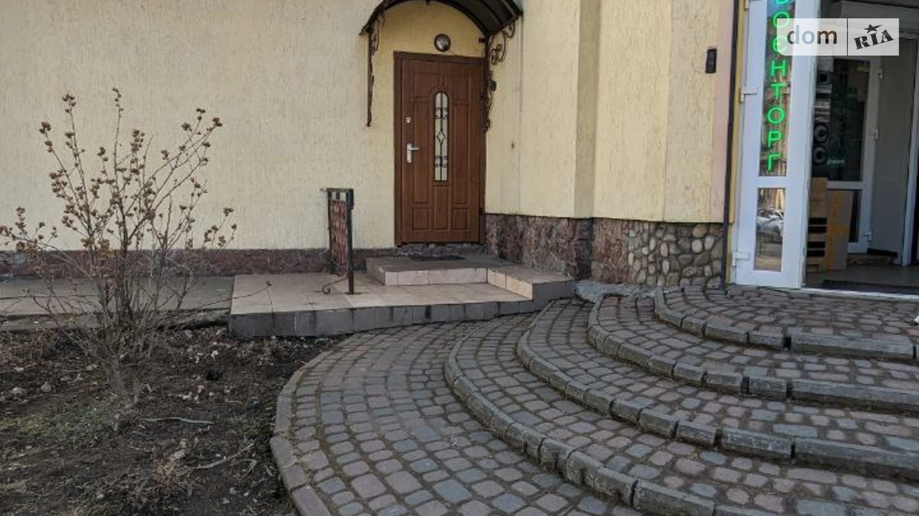 Сдается в аренду офис 80 кв. м в бизнес-центре, цена: 35000 грн - фото 2