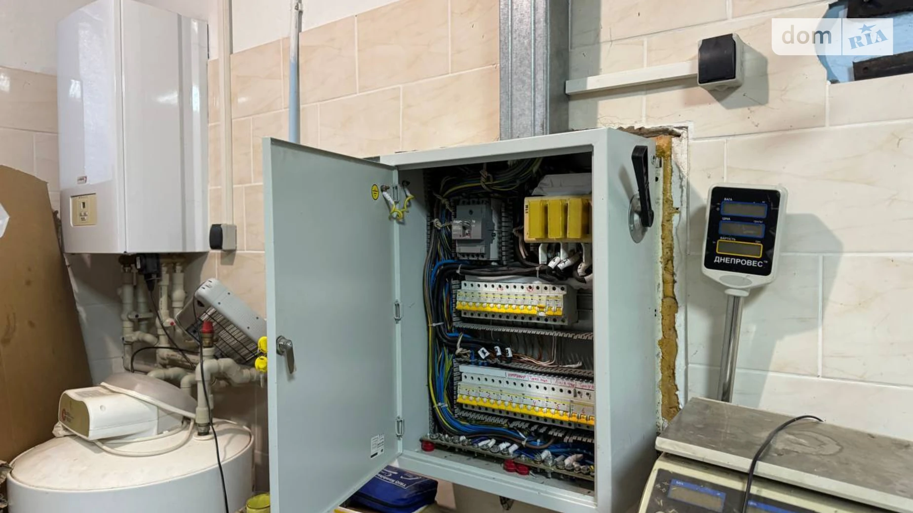 Продається об'єкт сфери послуг 102 кв. м в 2-поверховій будівлі, цена: 115000 $ - фото 4