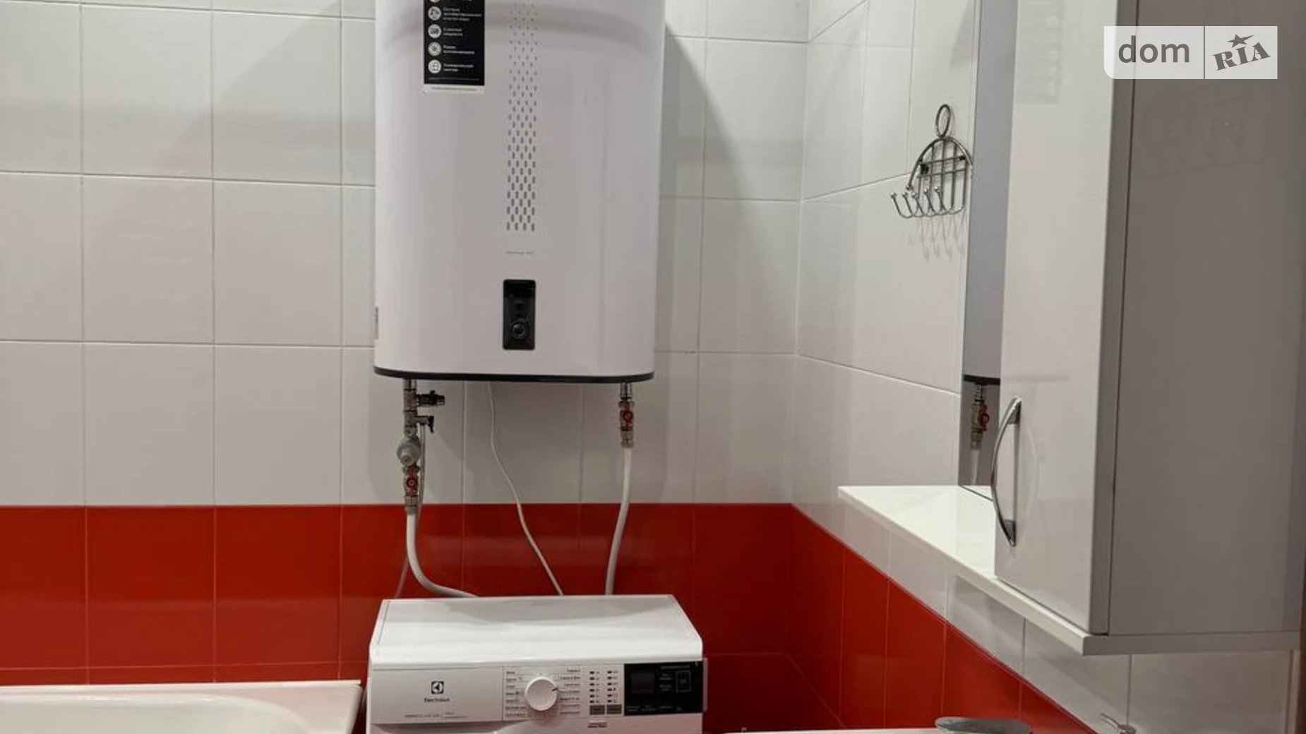 Сдается в аренду 3-комнатная квартира 107.2 кв. м в Киеве, просп. Павла Тычины, 18Б - фото 2