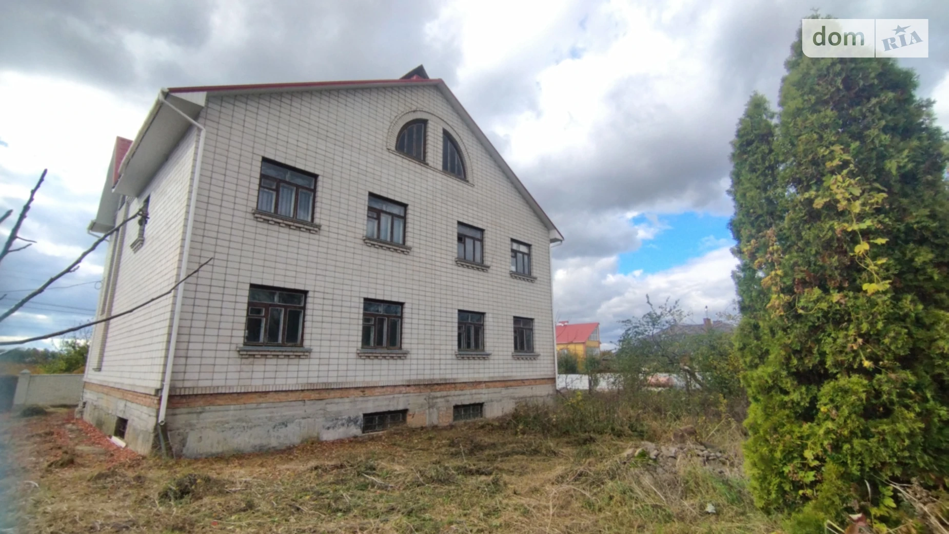 Продается дом на 2 этажа 600 кв. м с участком, цена: 250000 $ - фото 2