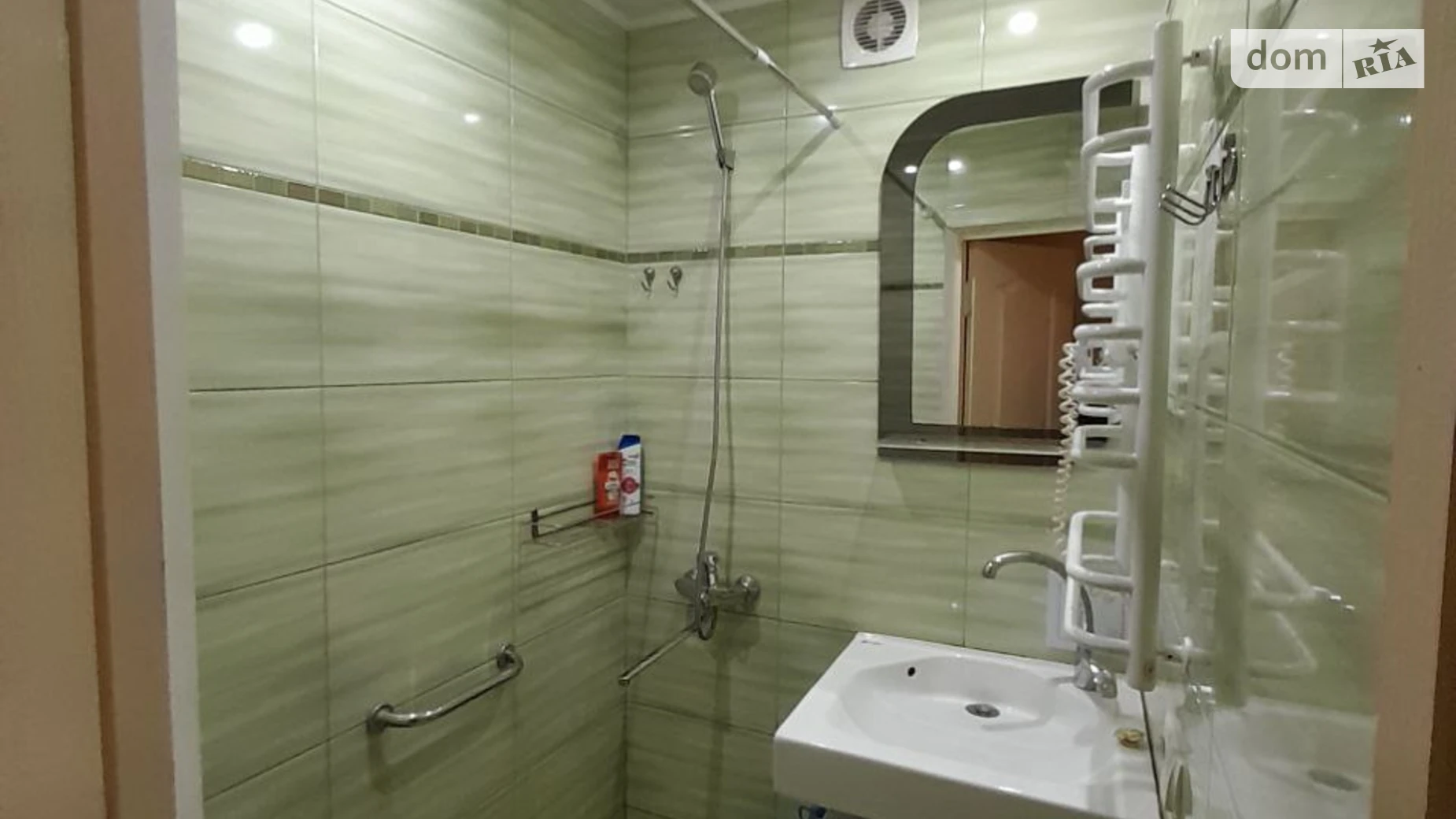 Продается 3-комнатная квартира 60 кв. м в Харькове, ул. Двадцать Третьего Августа, 6 - фото 2