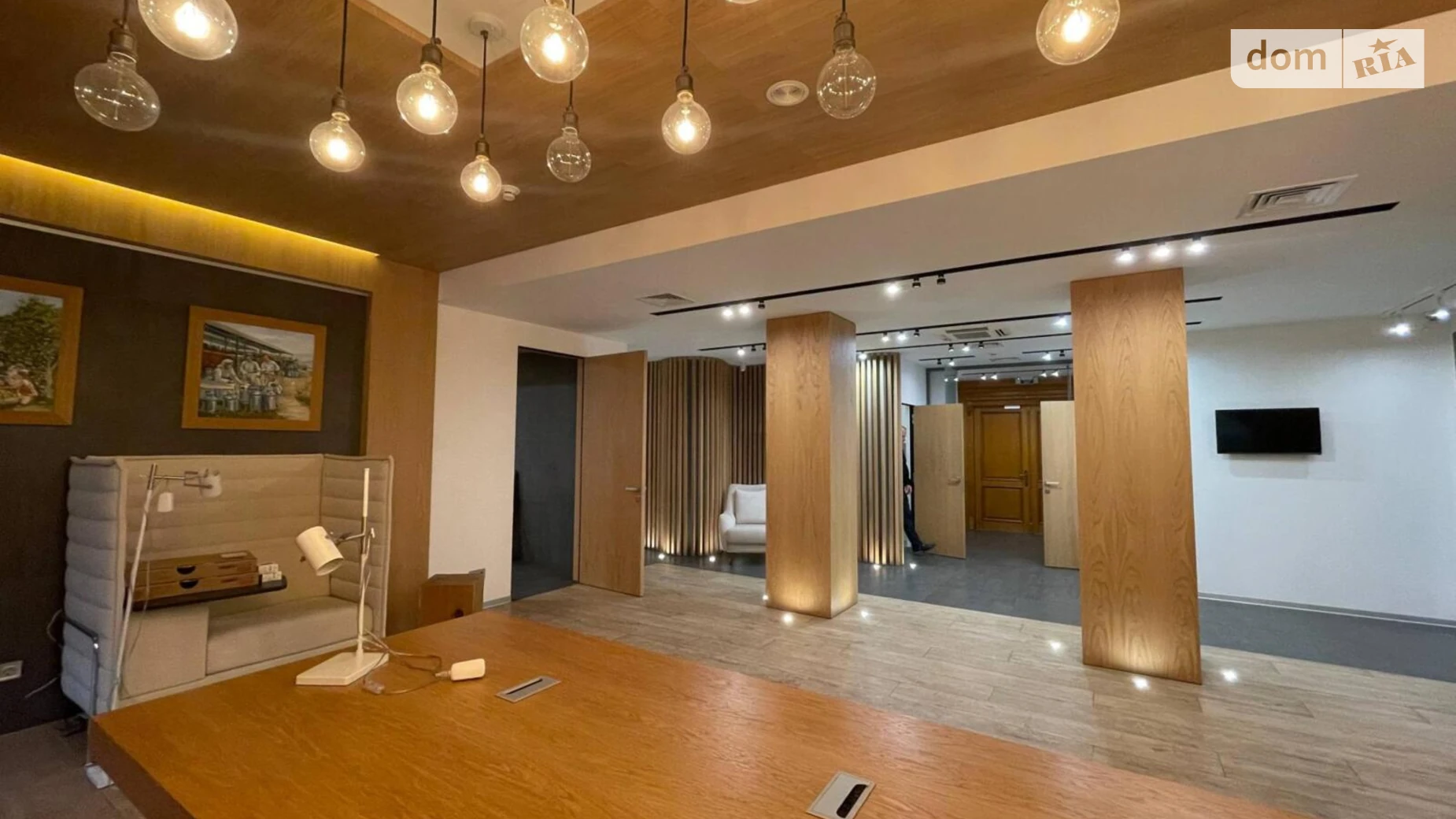 Сдается в аренду офис 1000 кв. м в бизнес-центре, цена: 20000 $ - фото 4