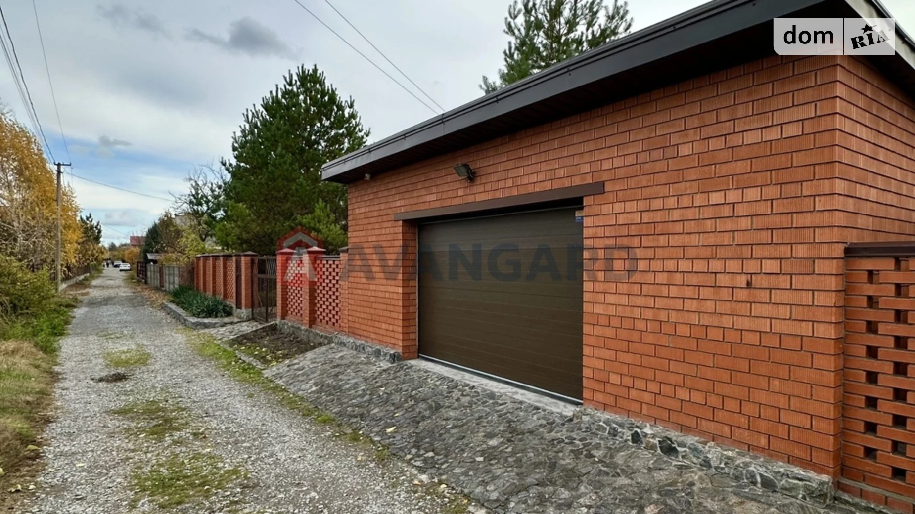 Продается дом на 2 этажа 176 кв. м с беседкой, цена: 180000 $ - фото 3