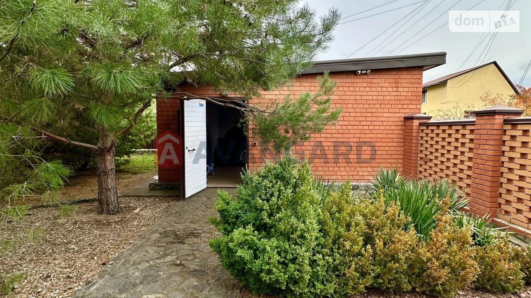 Продается дом на 2 этажа 176 кв. м с беседкой, цена: 180000 $ - фото 5