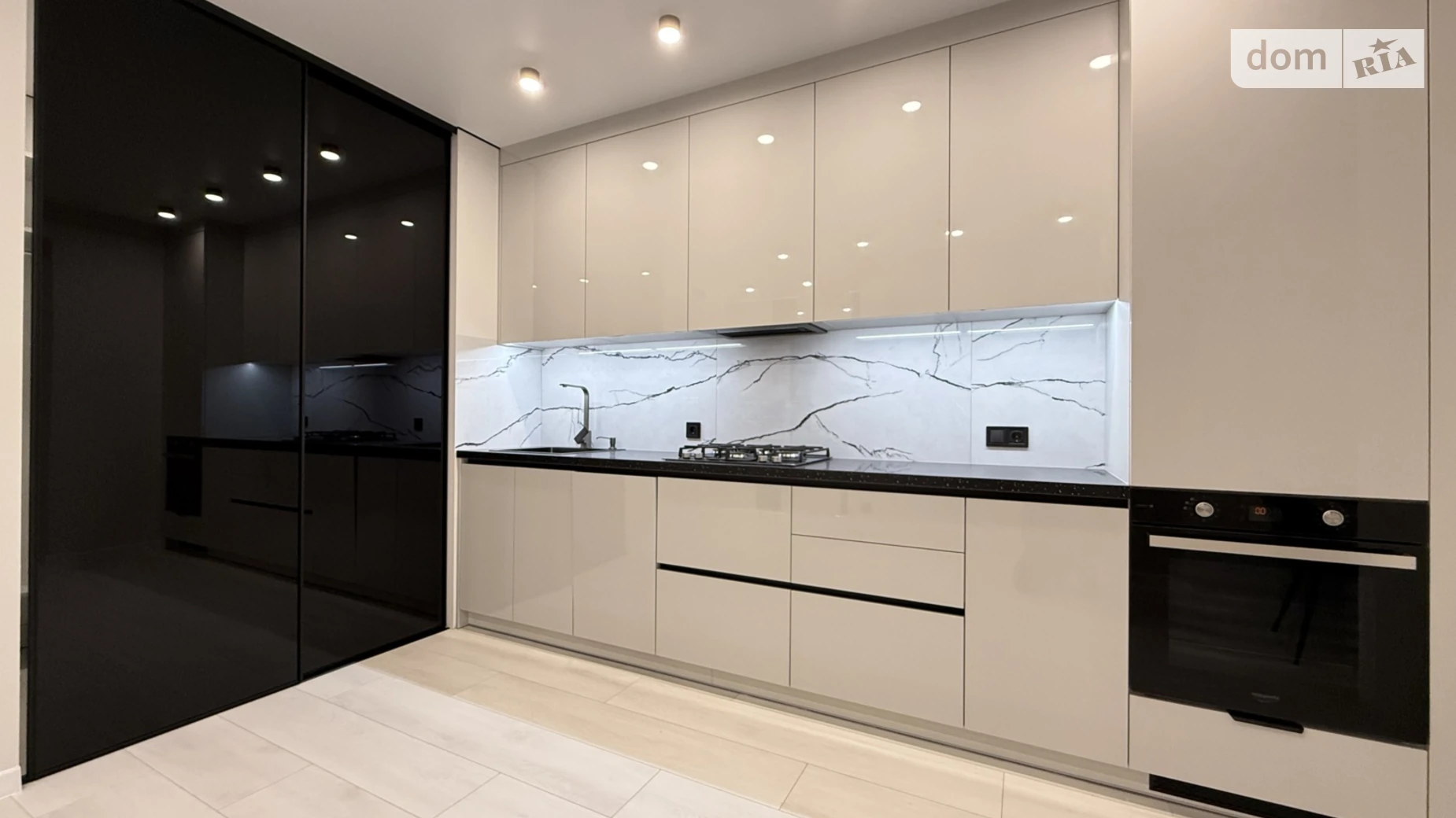 Продается 1-комнатная квартира 45 кв. м в Ровно, ул. Студенческая, 24А - фото 5