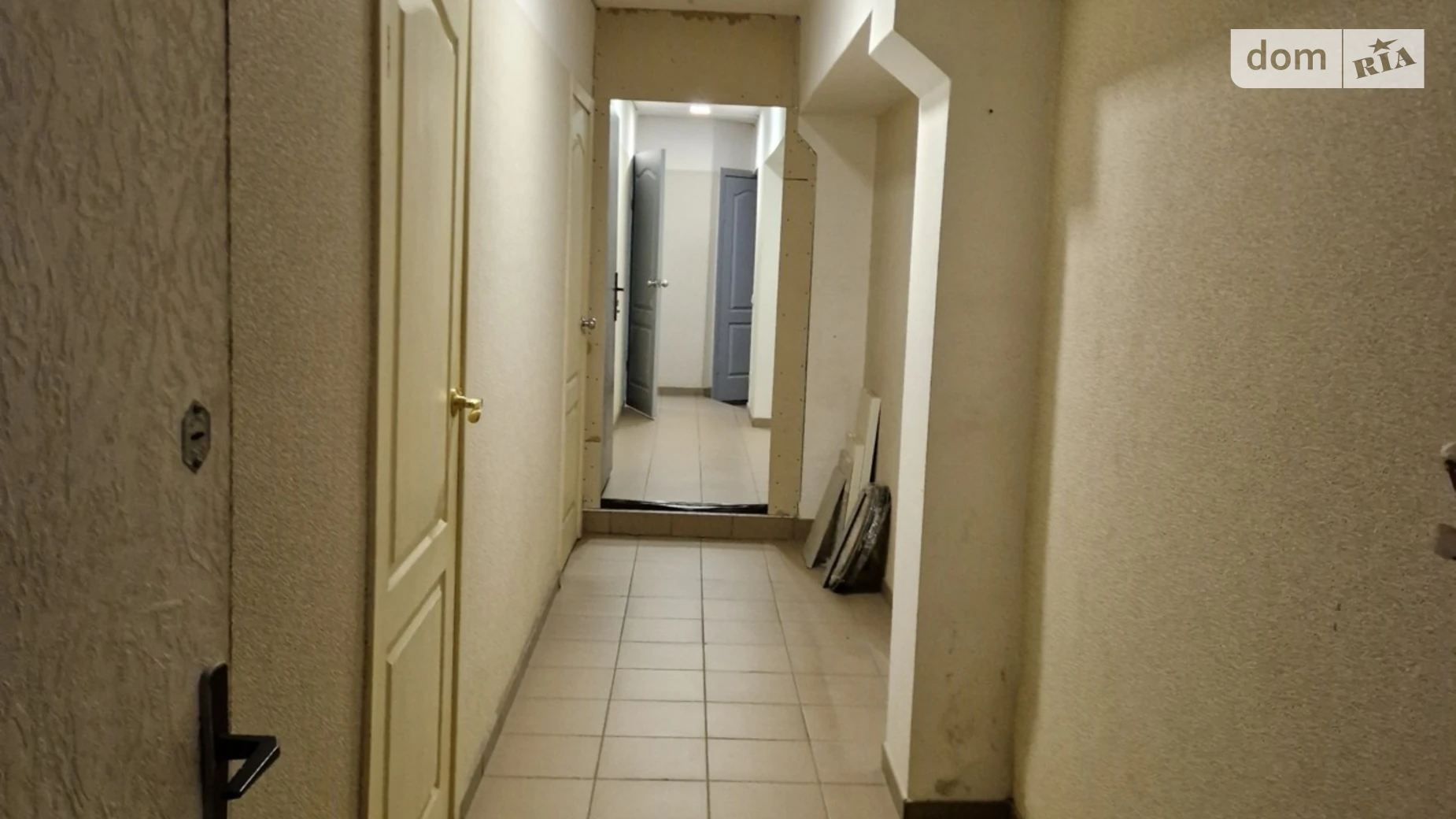 Сдается в аренду офис 70 кв. м в бизнес-центре, цена: 549 $ - фото 4