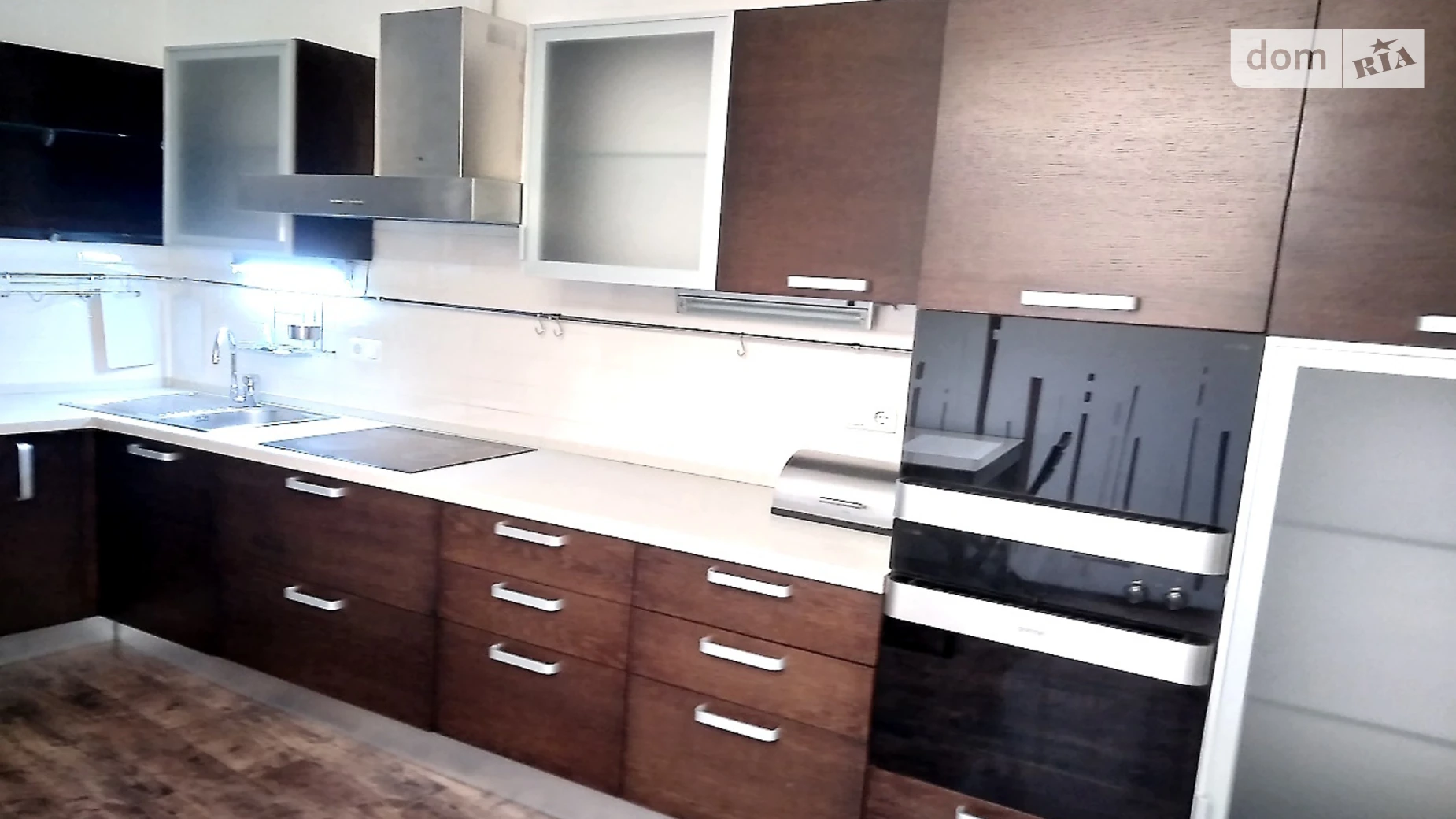 Сдается в аренду 2-комнатная квартира 80 кв. м в Одессе, Фонтанская дор., 49/1 - фото 2