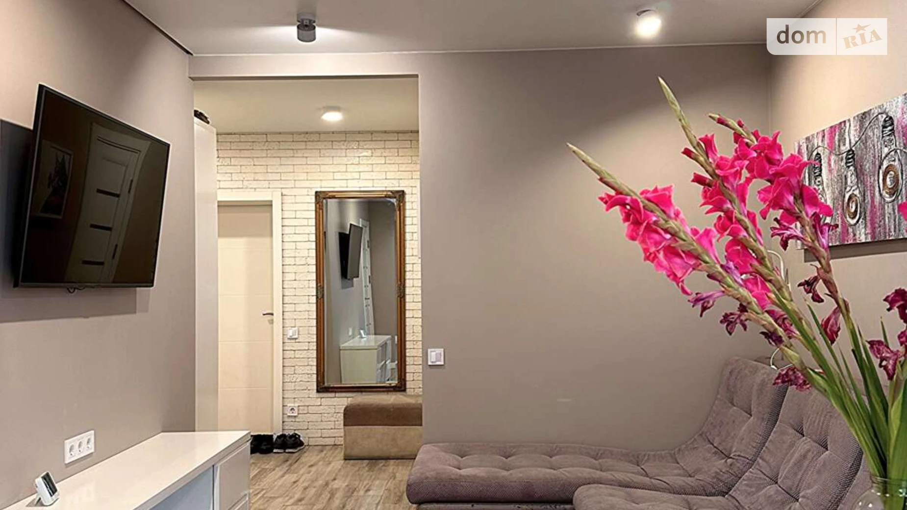 Продается 1-комнатная квартира 59.4 кв. м в Днепре, ул. Набережная Победы, 42Ю - фото 2