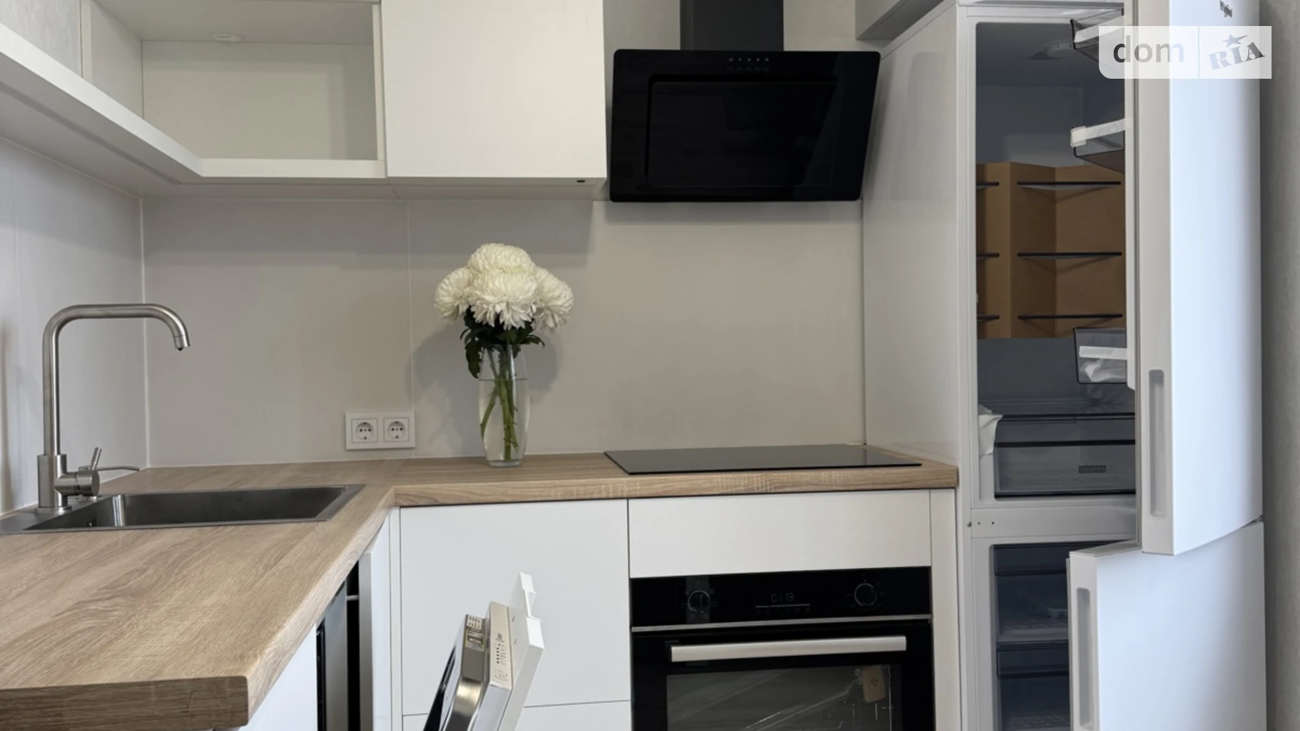 Сдается в аренду 1-комнатная квартира 43.2 кв. м в Киеве, ул. Ореста Васкула(Феодори Пушиной), 49 - фото 2