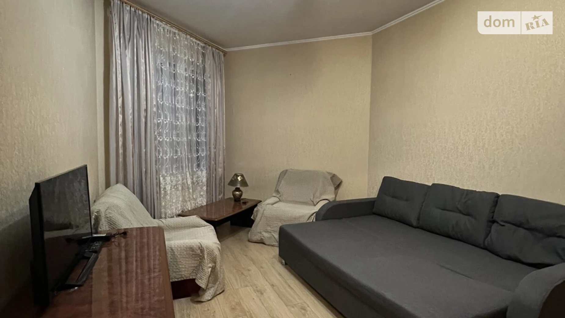 Продается 1-комнатная квартира 35.7 кв. м в Лиманке, мас. Радужный - фото 3