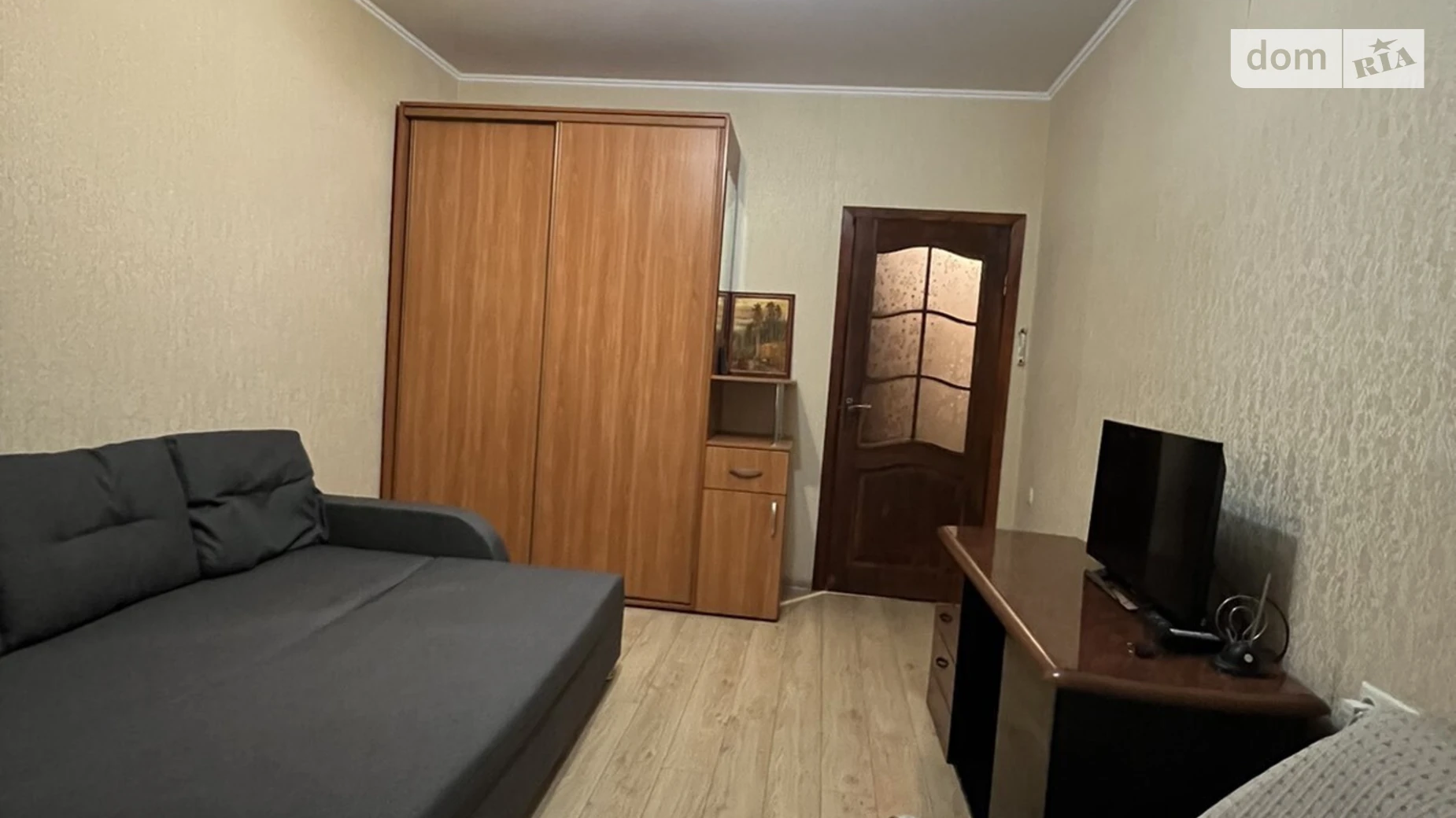 Продается 1-комнатная квартира 35.7 кв. м в Лиманке, мас. Радужный - фото 2