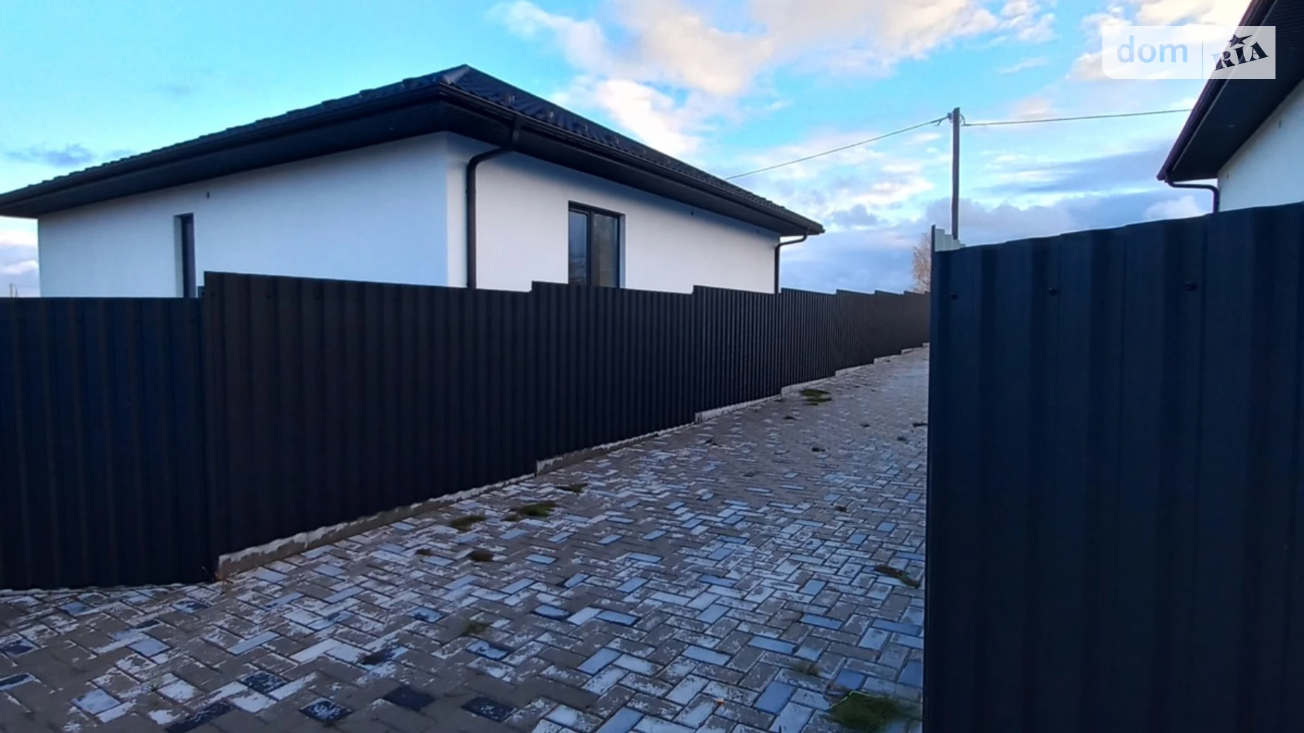 Продається одноповерховий будинок 135 кв. м з гаражем, цена: 85000 $ - фото 2