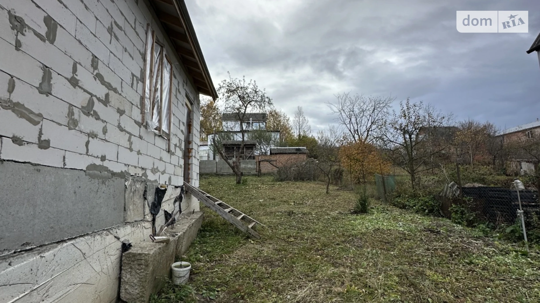 Продается дом на 2 этажа 90 кв. м с бассейном, цена: 41800 $ - фото 4