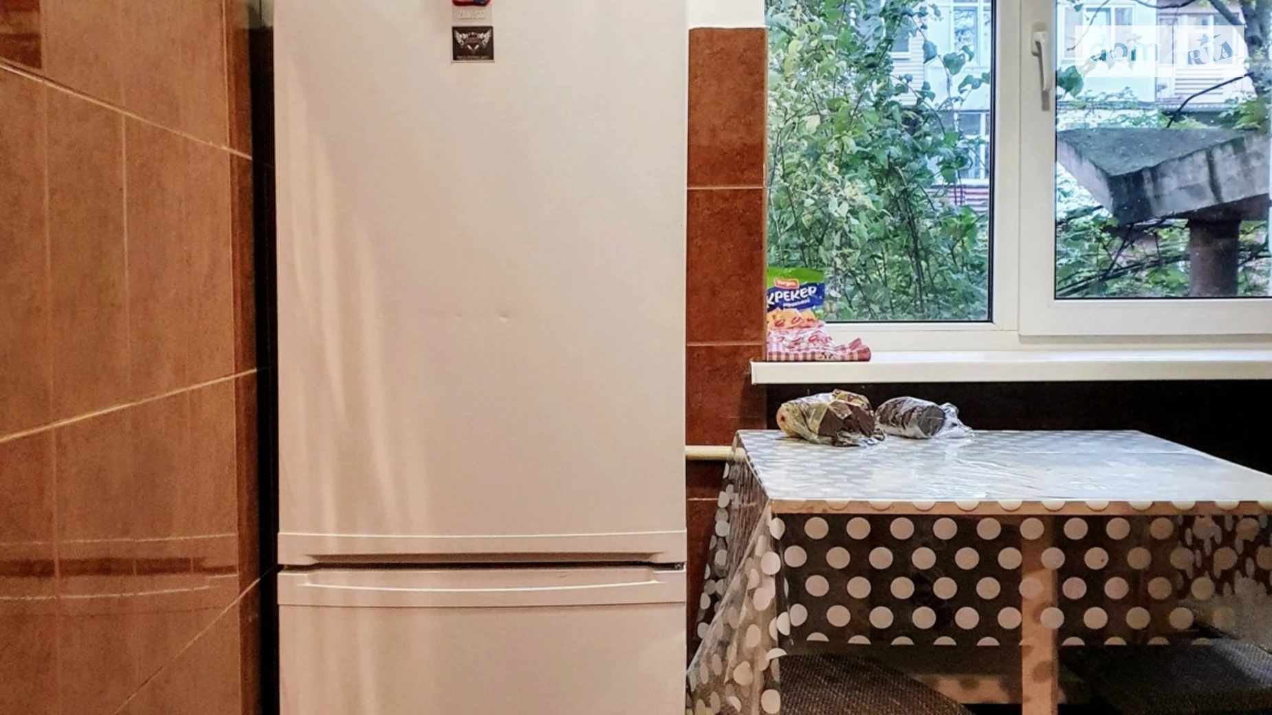 Продается 3-комнатная квартира 61 кв. м в Черновцах, ул. Небесной Сотни - фото 3