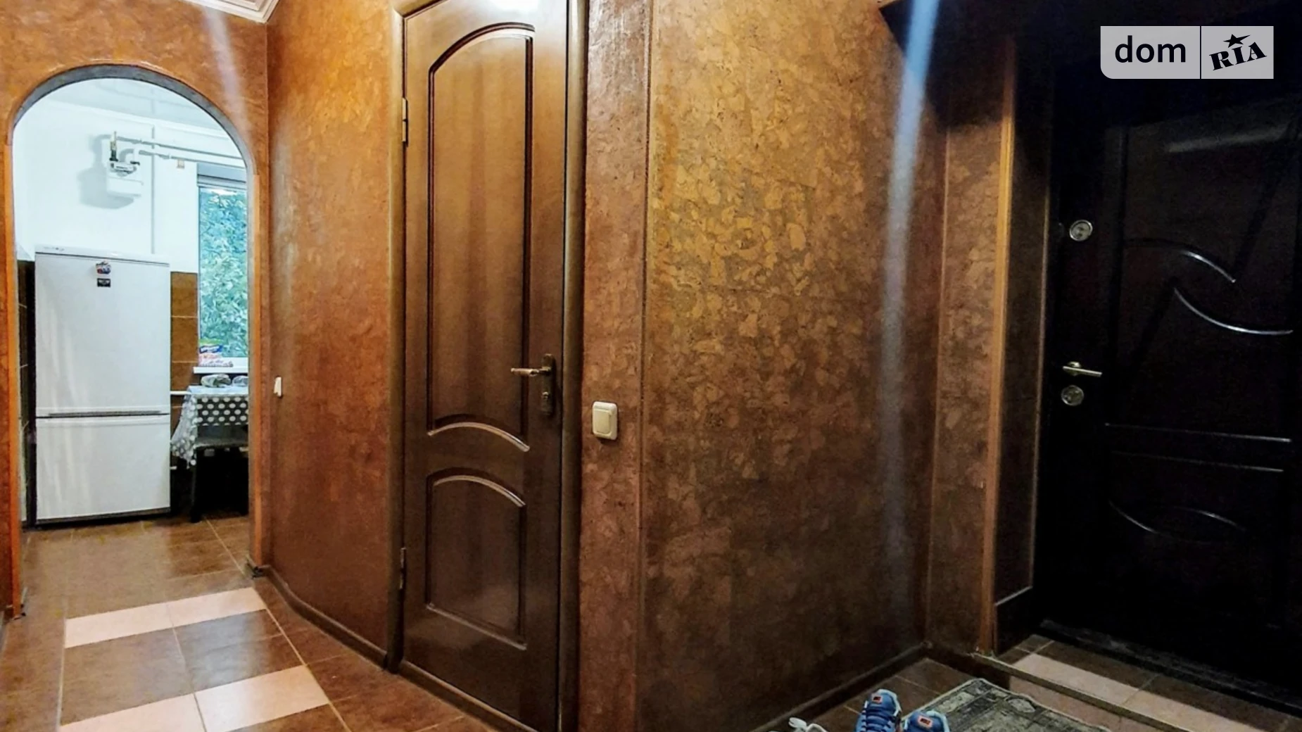 Продается 3-комнатная квартира 61 кв. м в Черновцах, ул. Небесной Сотни - фото 4