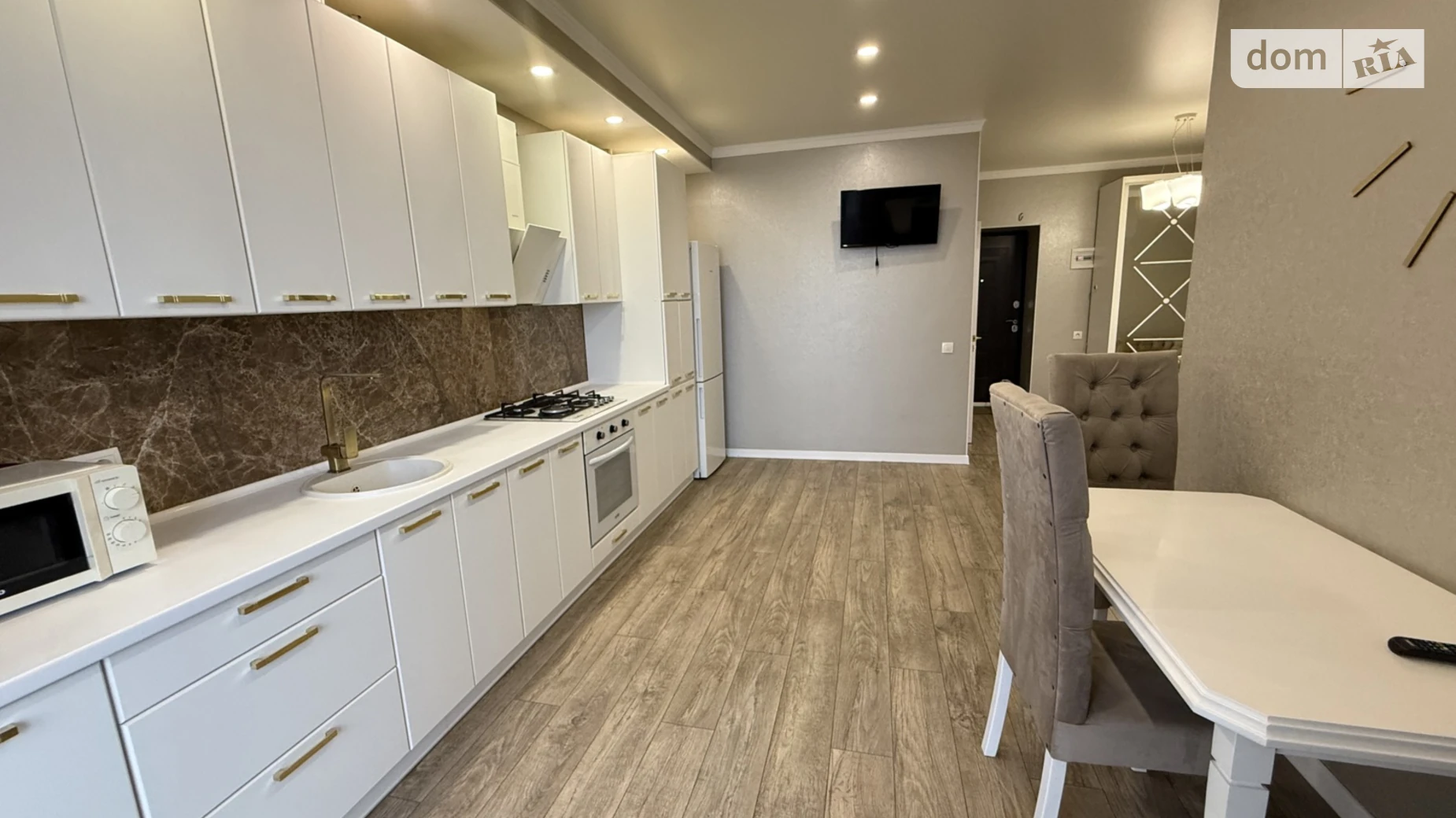 Продается 1-комнатная квартира 45 кв. м в Ирпене, ул. Елены Телиги(Лермонтова), 2Г - фото 2