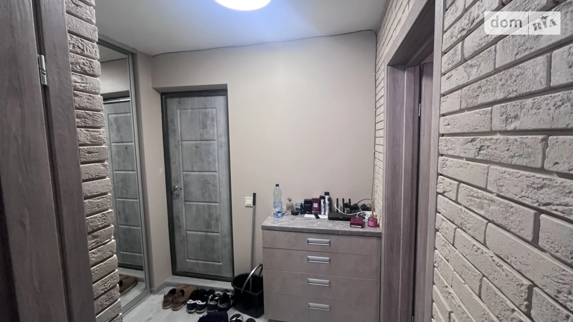 Продается 1-комнатная квартира 37 кв. м в Харькове, ул. Большая Кольцевая, 138 - фото 2