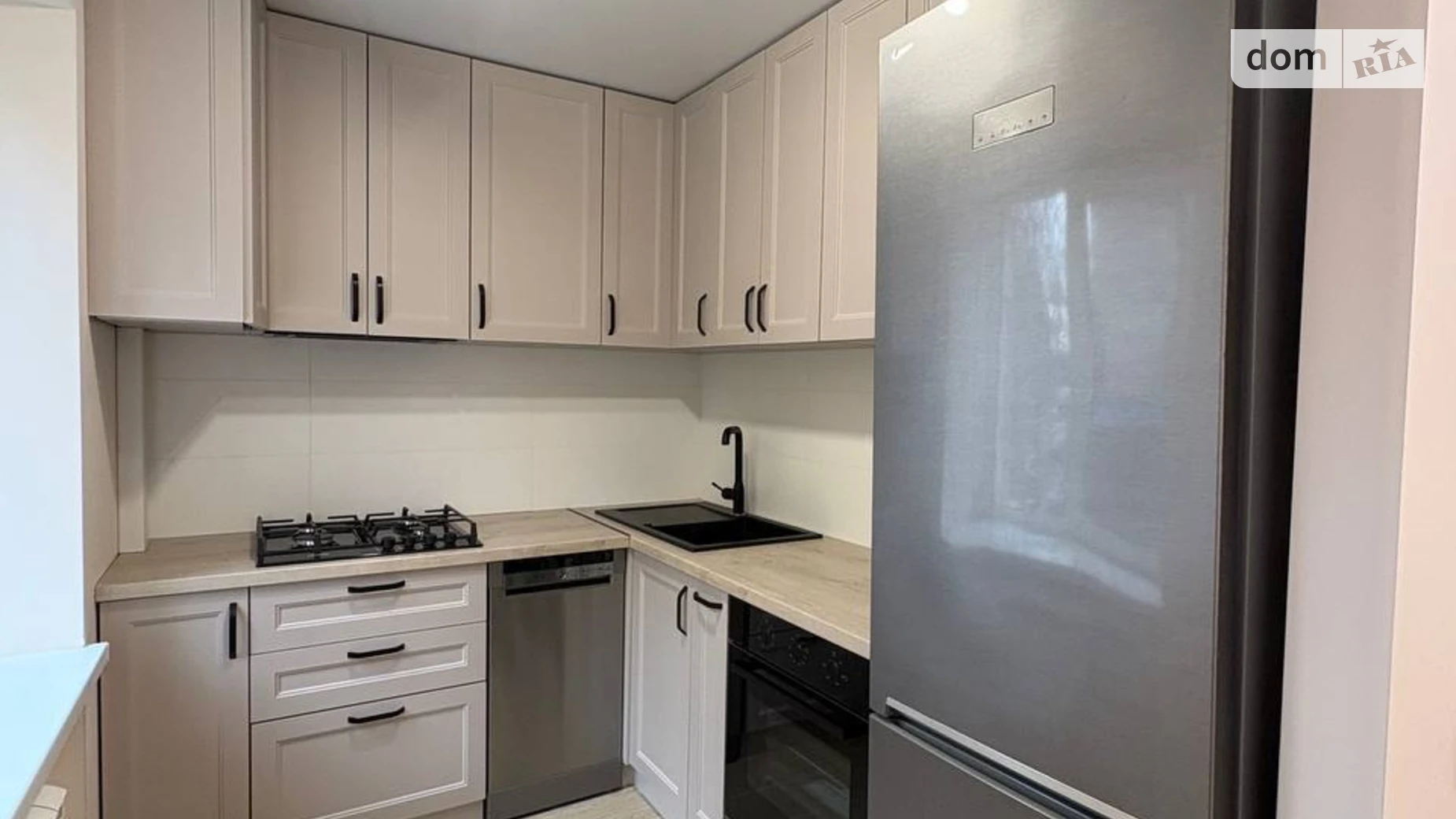 Продается 3-комнатная квартира 54.8 кв. м в Ровно, ул. Степана Бандеры, 55 - фото 5