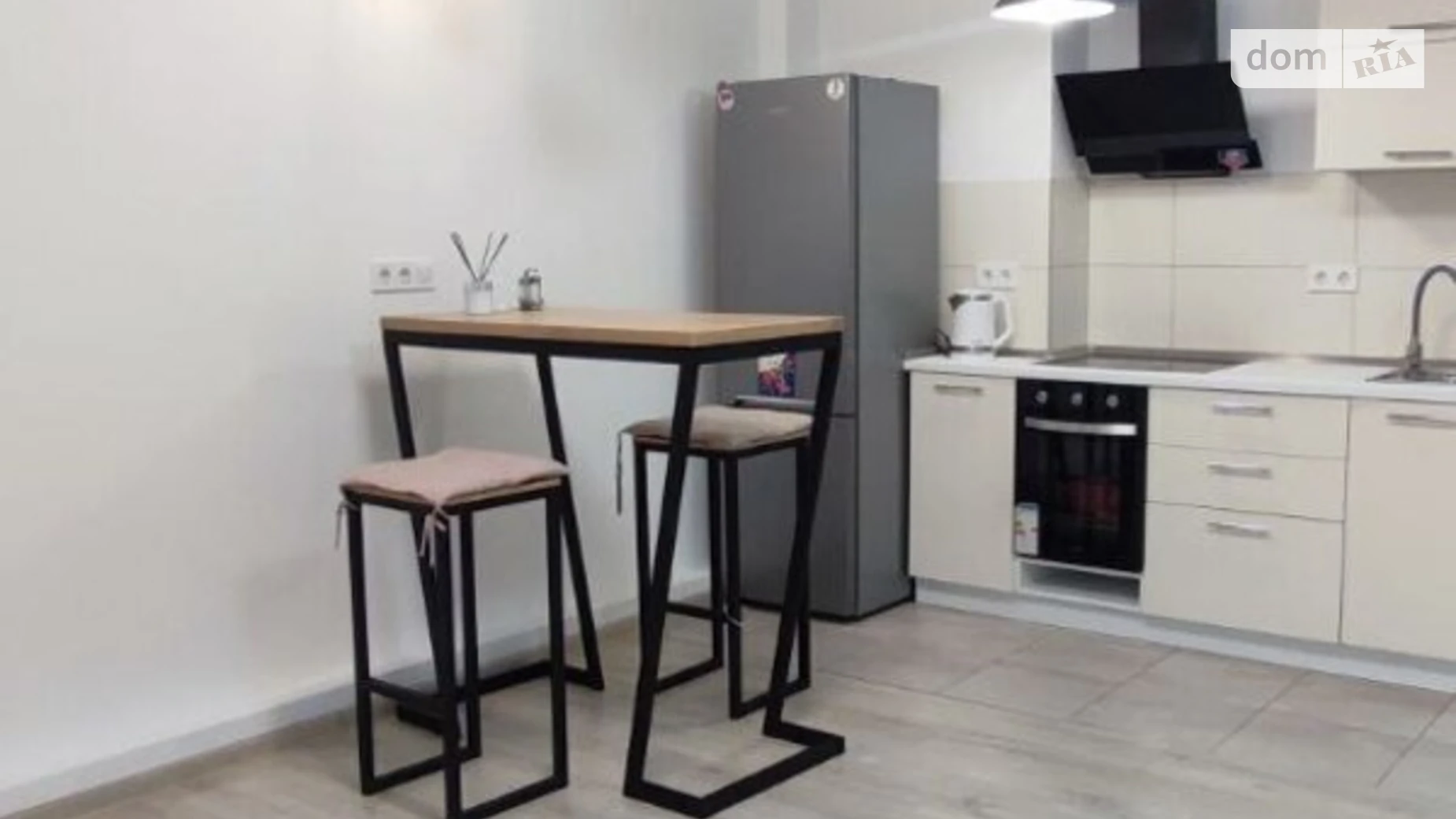 Сдается в аренду 1-комнатная квартира 50.2 кв. м в Днепре, ул. Старокозацкая, 75 - фото 2