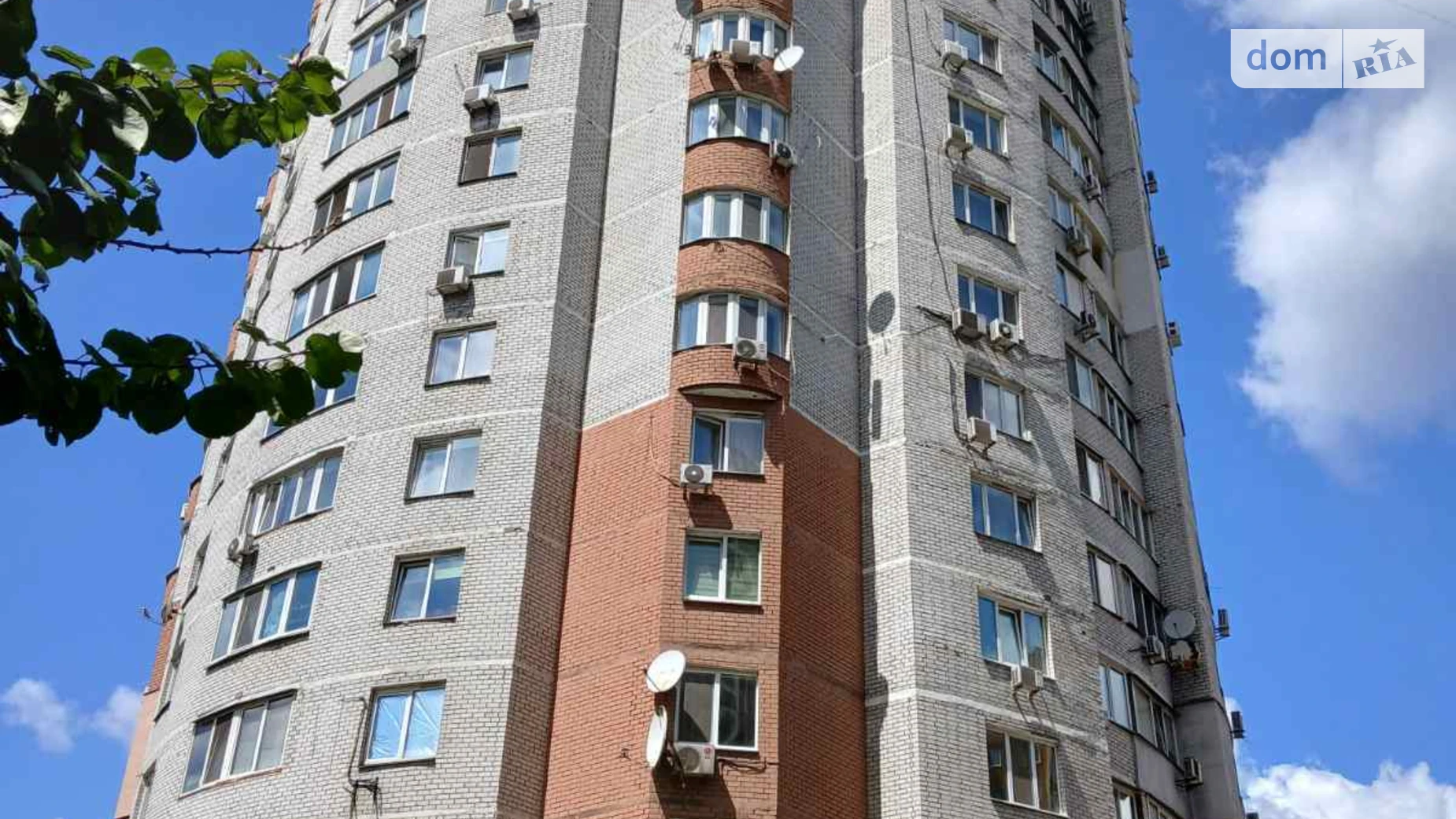 Продається 2-кімнатна квартира 74.8 кв. м у Києві, вул. Ахматової Анни, 47 - фото 2