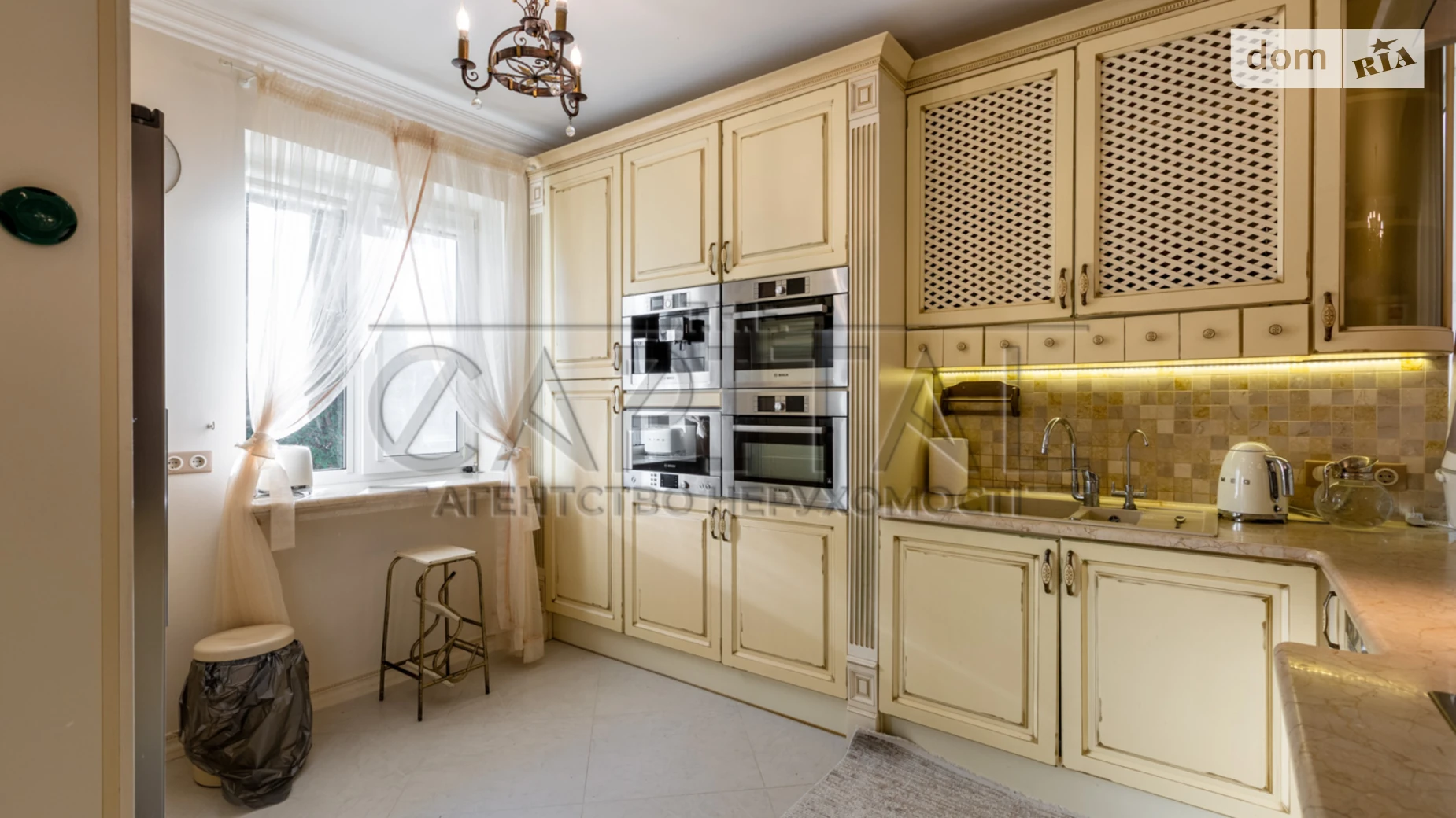 Сдается в аренду дом на 2 этажа 150 кв. м с балконом, цена: 2700 € - фото 4