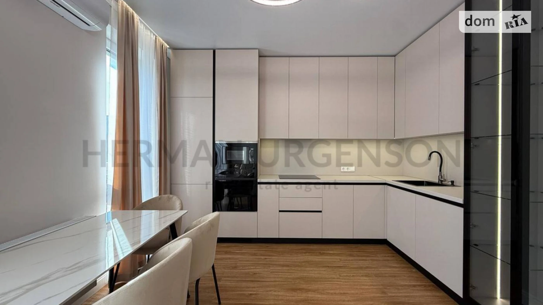 Продається 1-кімнатна квартира 45 кв. м у Минаї, вул. Августина Волошина - фото 3