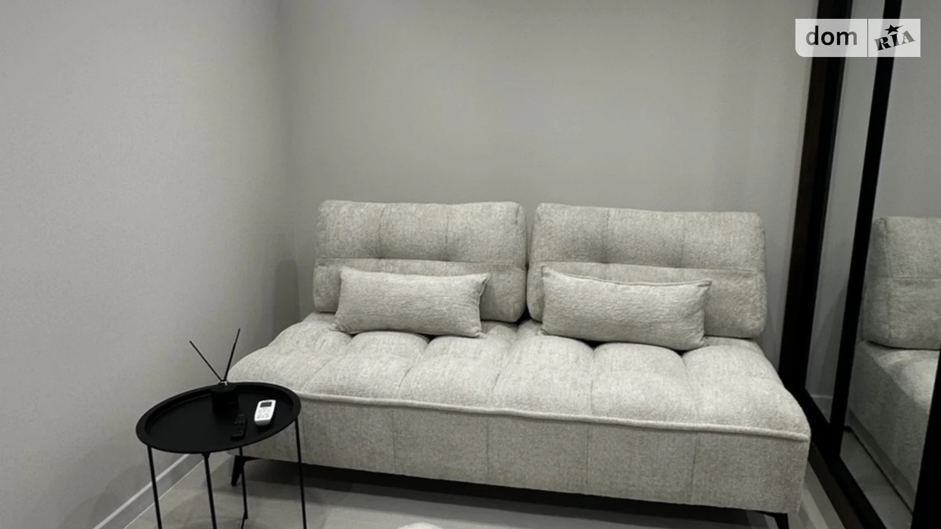 Продается 1-комнатная квартира 39 кв. м в Ивано-Франковске, ул. Юліана Пелеша(Крайковского), 3 корпус 10 - фото 2