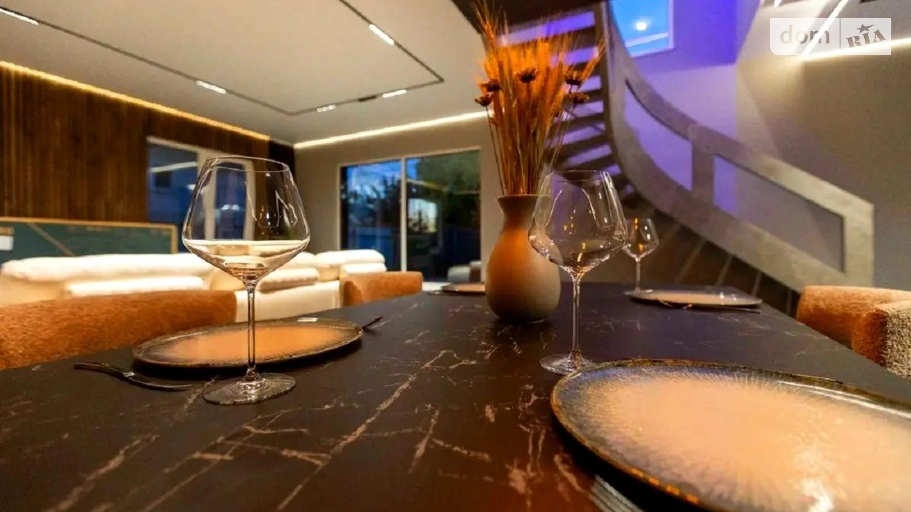 Продается дом на 2 этажа 167 кв. м с садом, цена: 320000 $ - фото 3