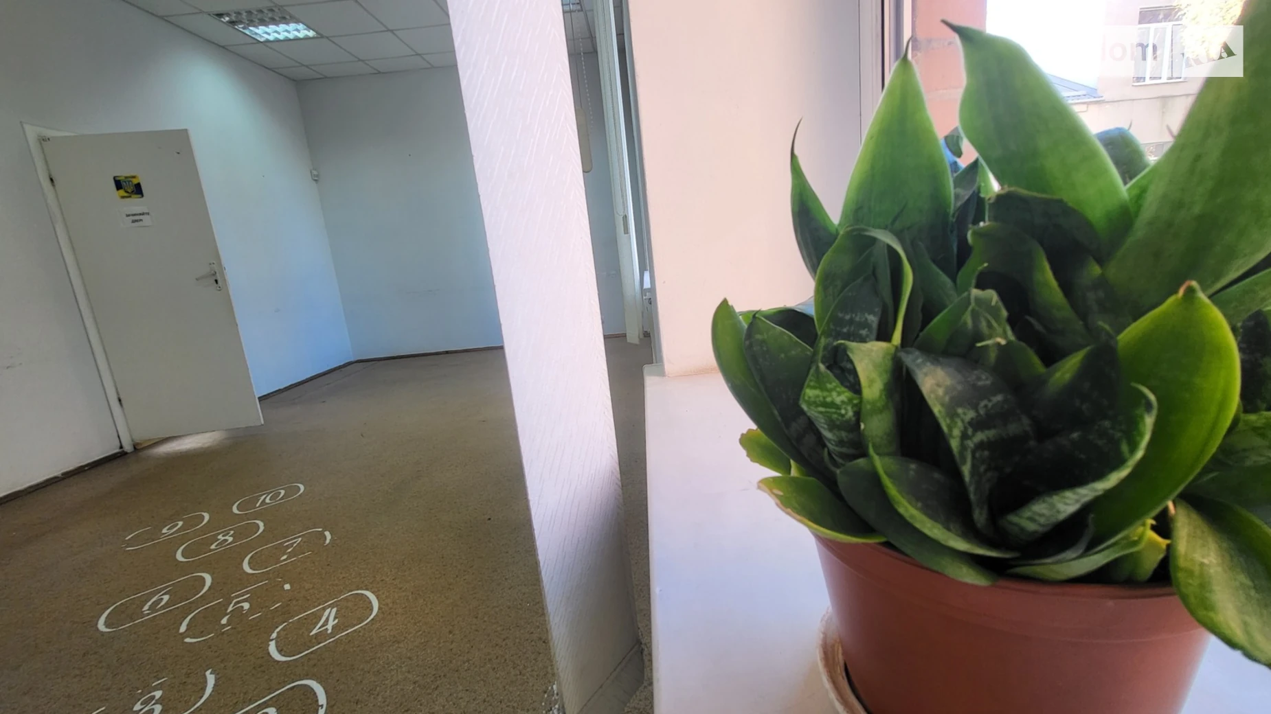 Сдается в аренду офис 66.2 кв. м в бизнес-центре, цена: 18536 грн - фото 3