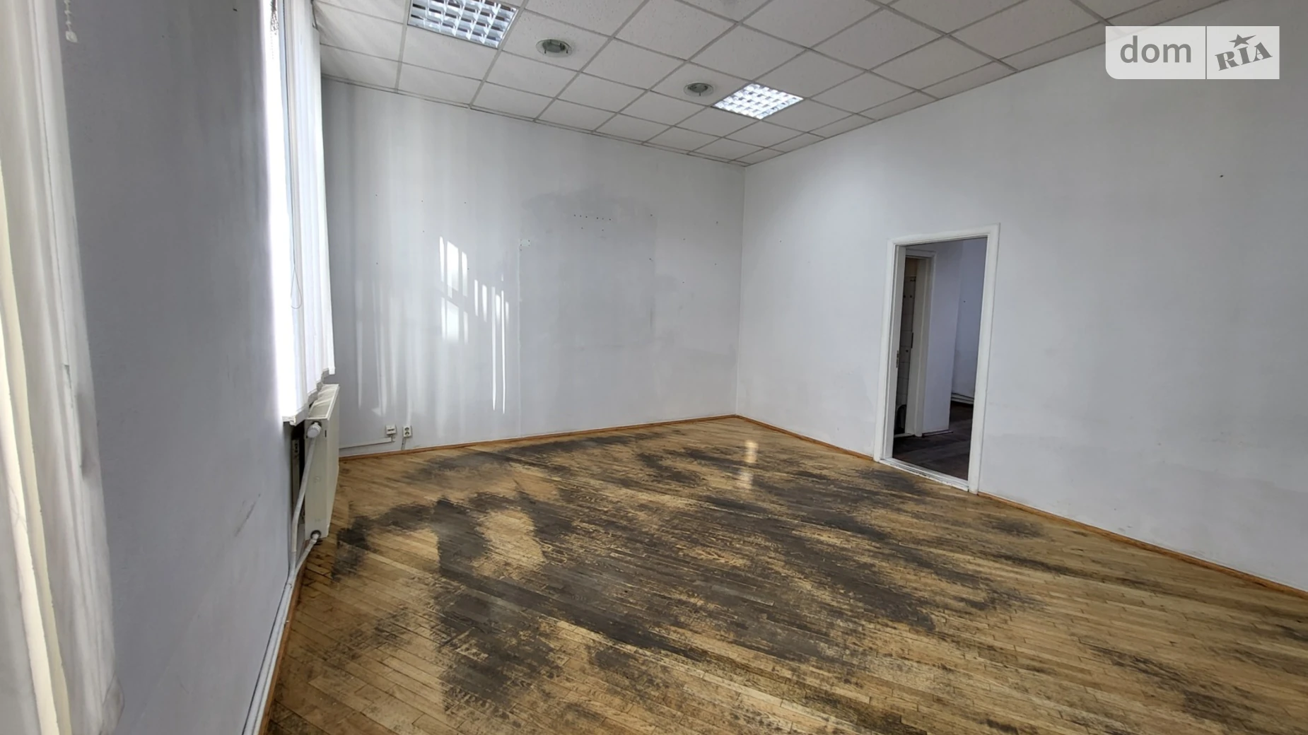 Сдается в аренду офис 66.2 кв. м в бизнес-центре, цена: 18536 грн - фото 5