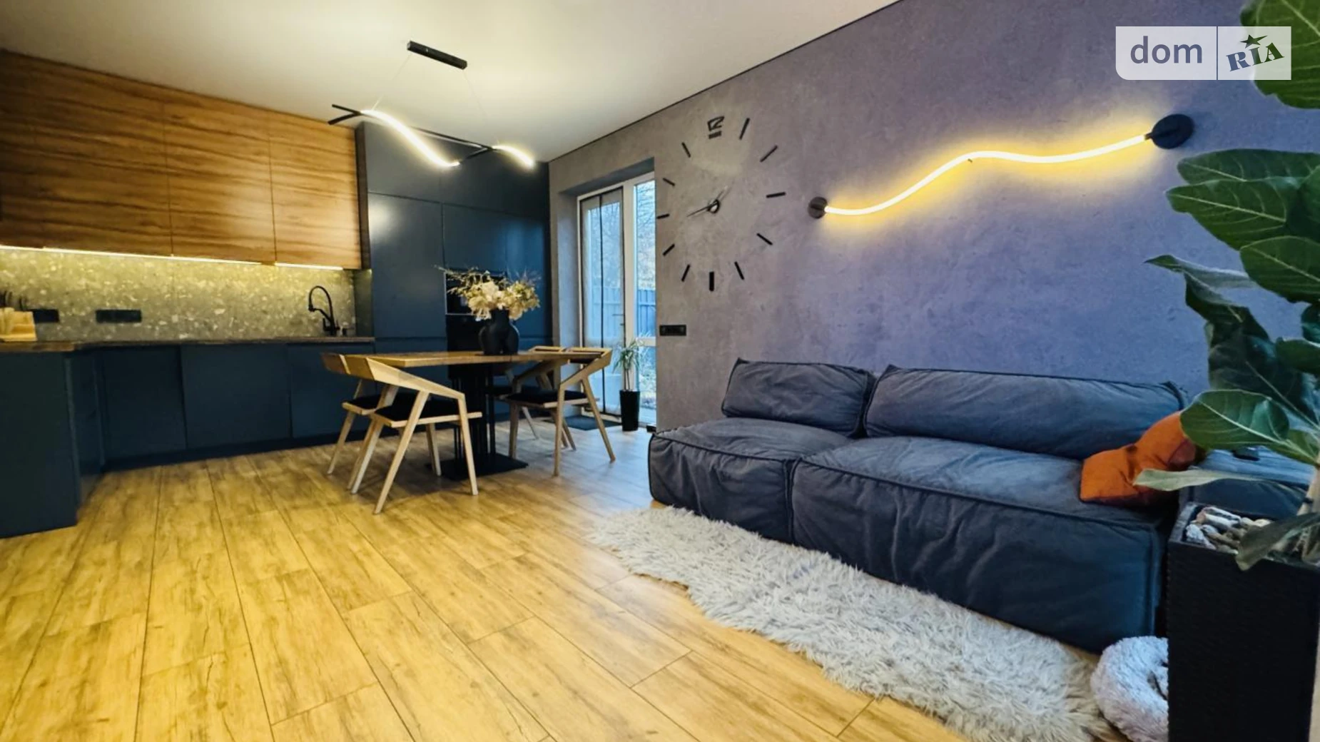 Продается дом на 2 этажа 116 кв. м с гаражом, цена: 175000 $ - фото 3