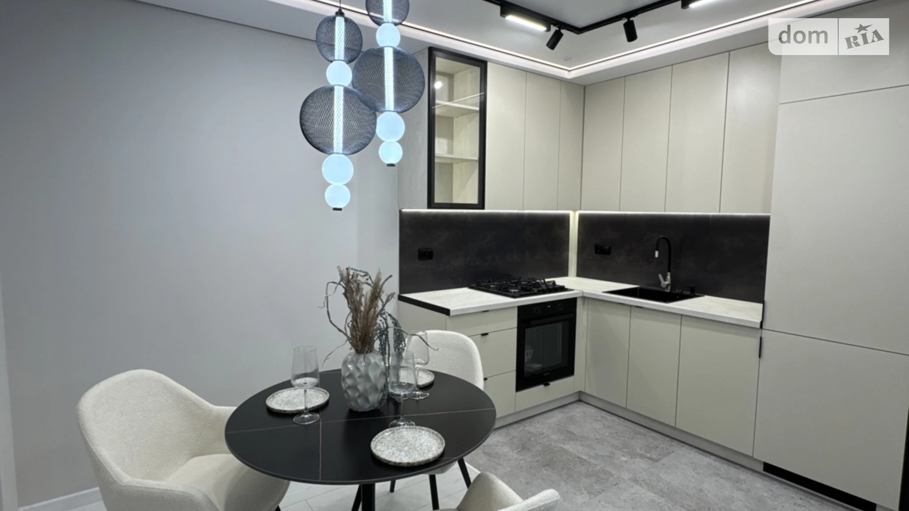 2-кімнатна квартира 62 кв. м у Тернополі, вул. Київська - фото 2