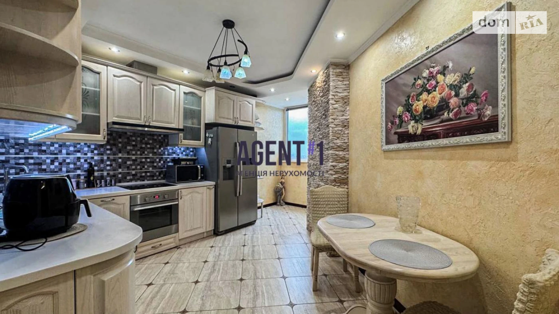 Продається 2-кімнатна квартира 71.5 кв. м у Чайках, вул. Печерська, 2 - фото 2