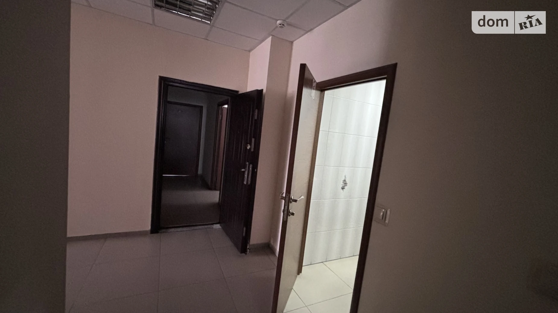 Сдается в аренду офис 260 кв. м в бизнес-центре, цена: 30000 грн - фото 3