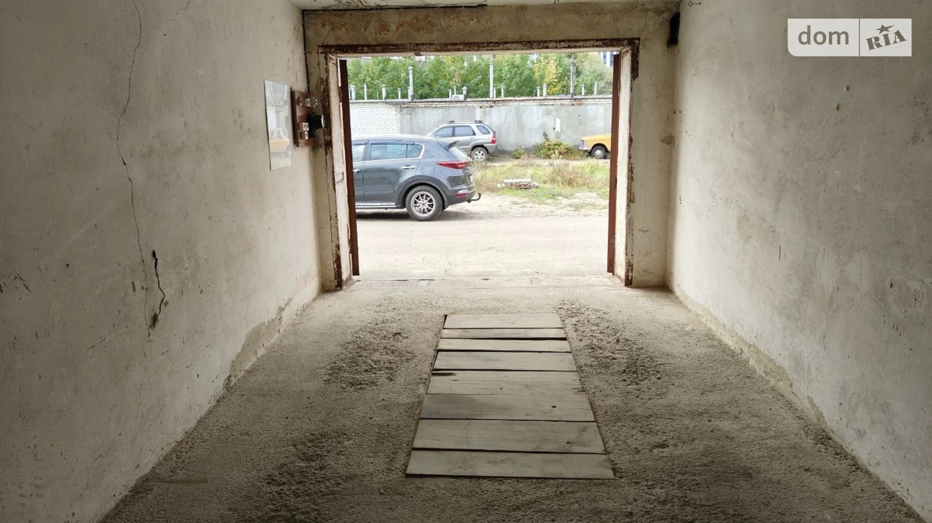 Продается отдельно стоящий гараж под легковое авто на 35.9 кв. м, цена: 17000 $ - фото 3