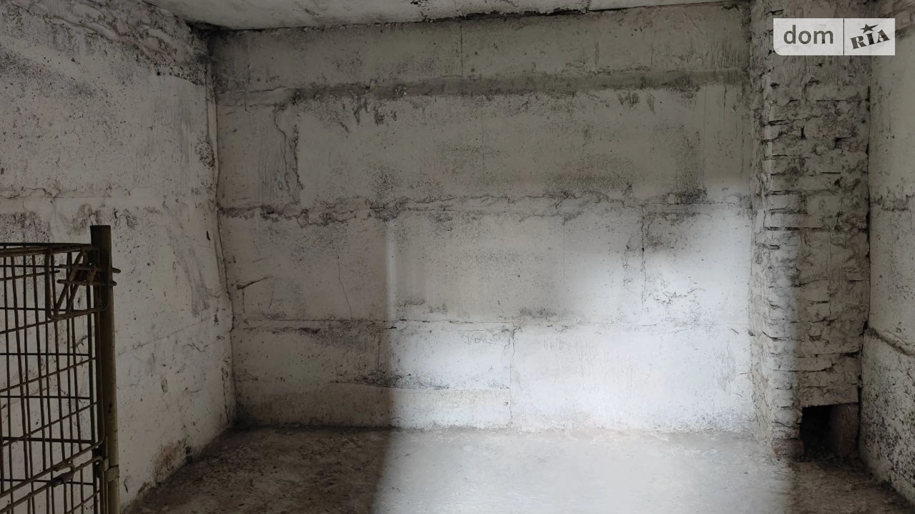 Продается отдельно стоящий гараж под легковое авто на 35.9 кв. м, цена: 17000 $ - фото 5