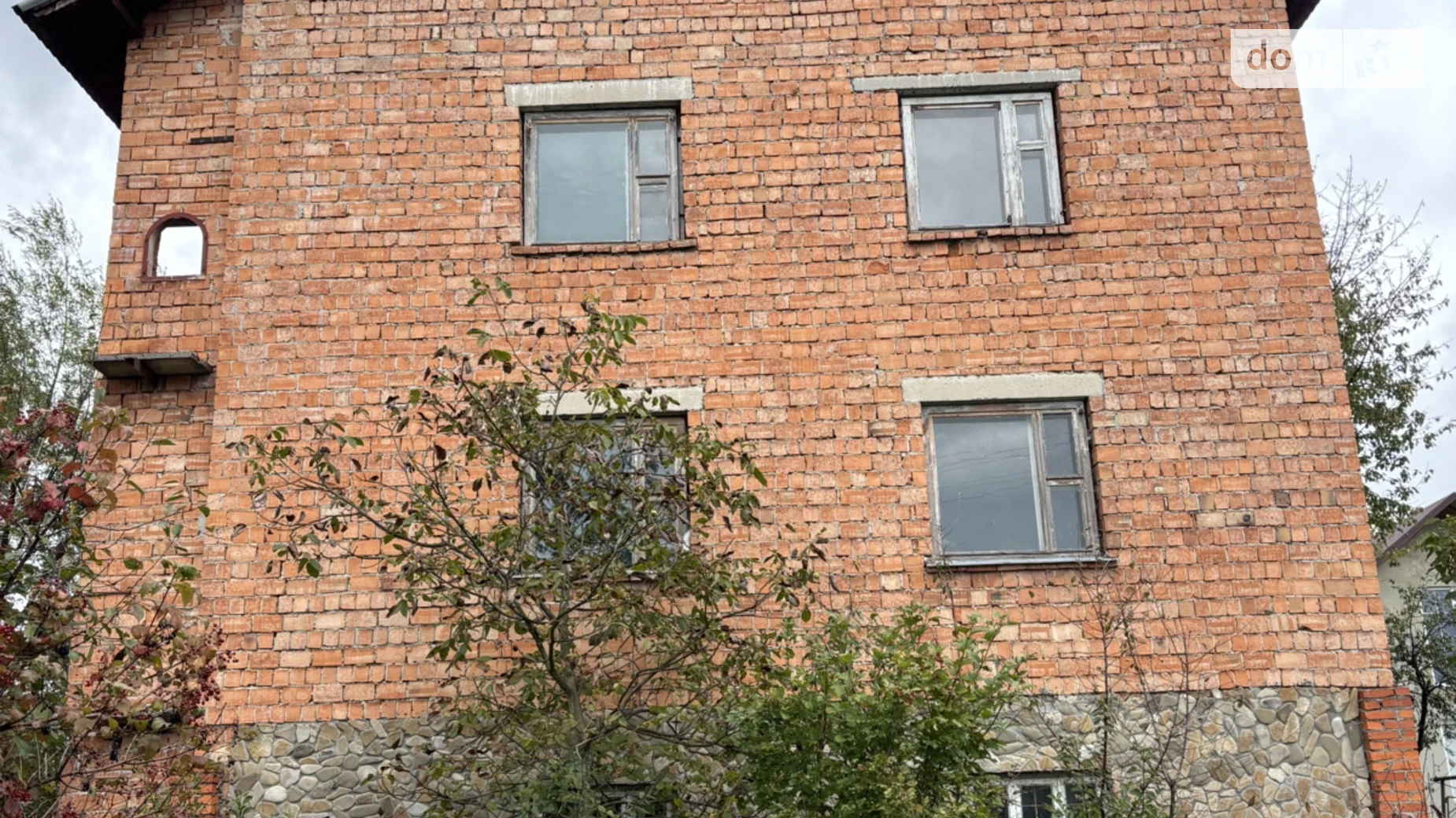 Продається будинок 2 поверховий 290 кв. м з гаражем, цена: 20500 $ - фото 2