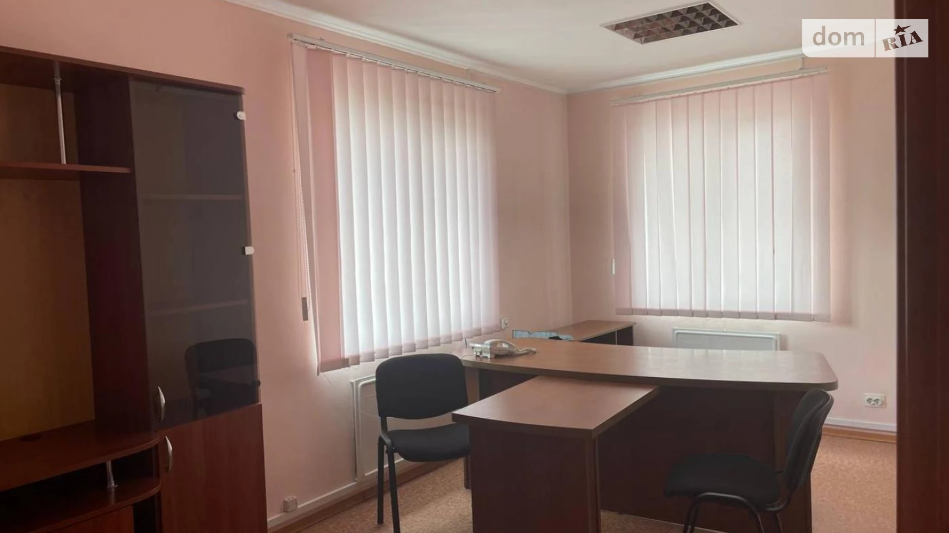 Сдается в аренду офис 77.5 кв. м в бизнес-центре, цена: 9300 грн - фото 4